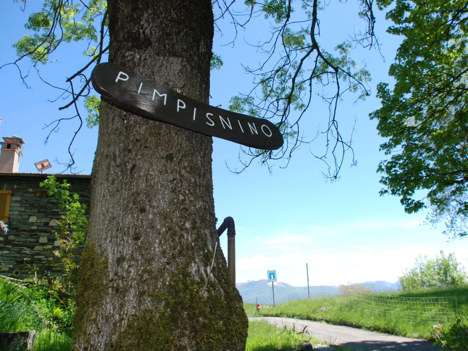 Baita Pimpisnino-Outside