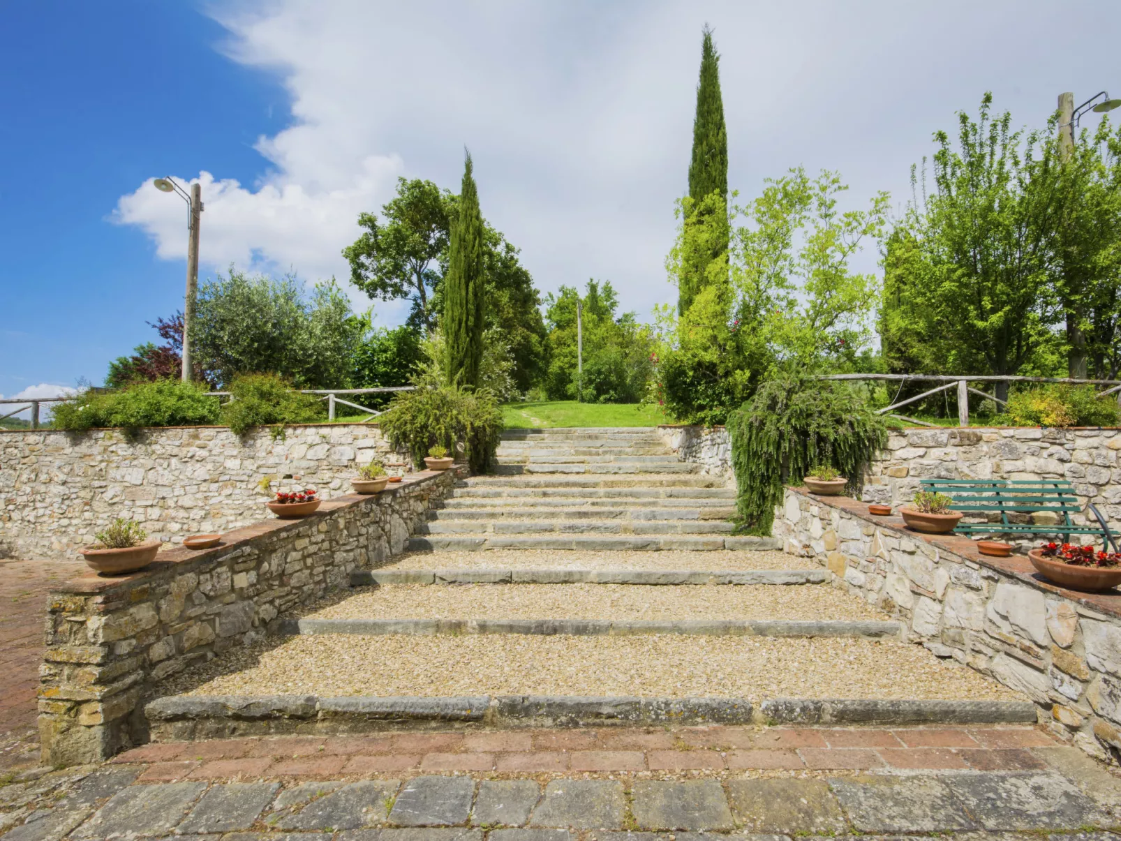 Il Salone-Outside