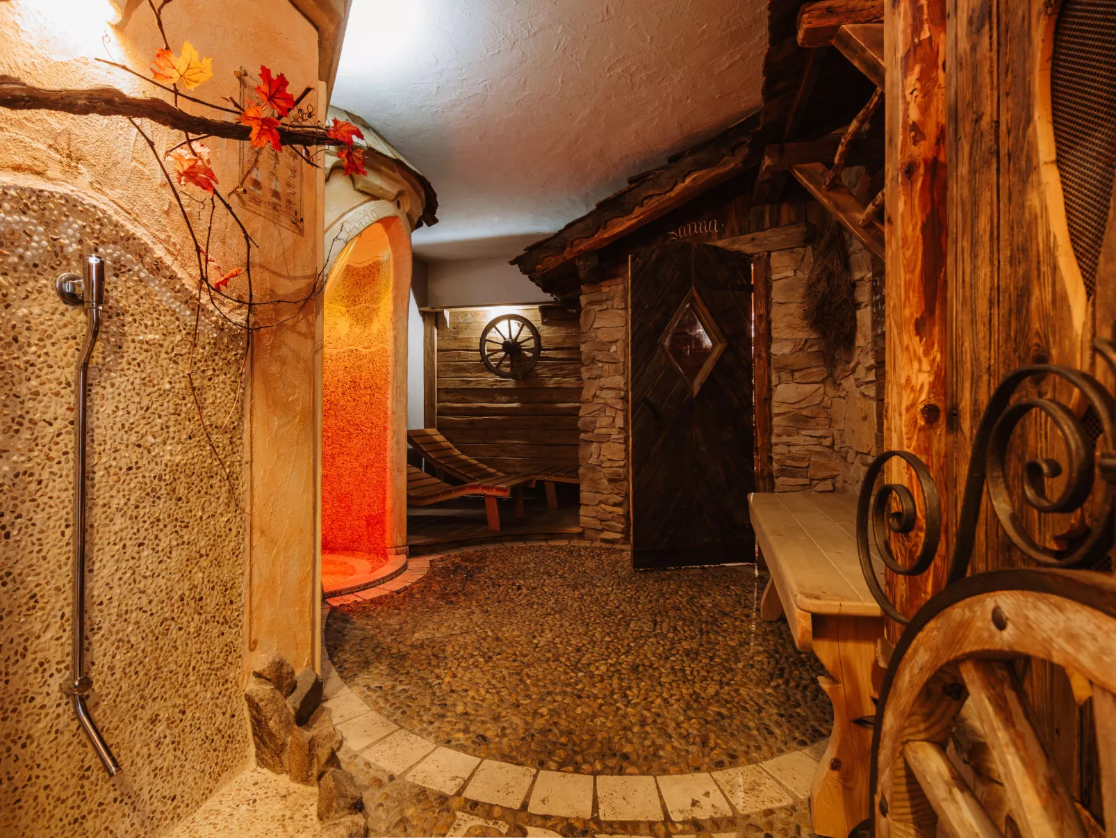 Garni Eden-Inside