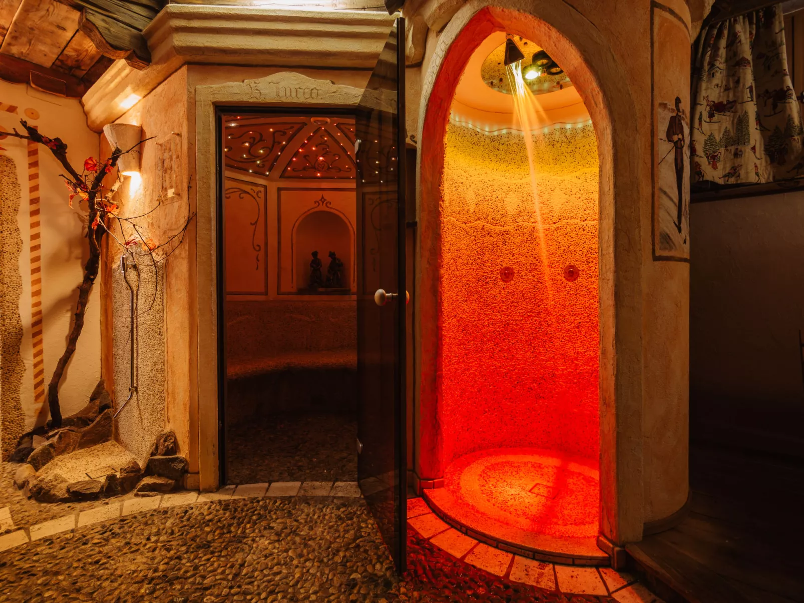 Garni Eden-Inside