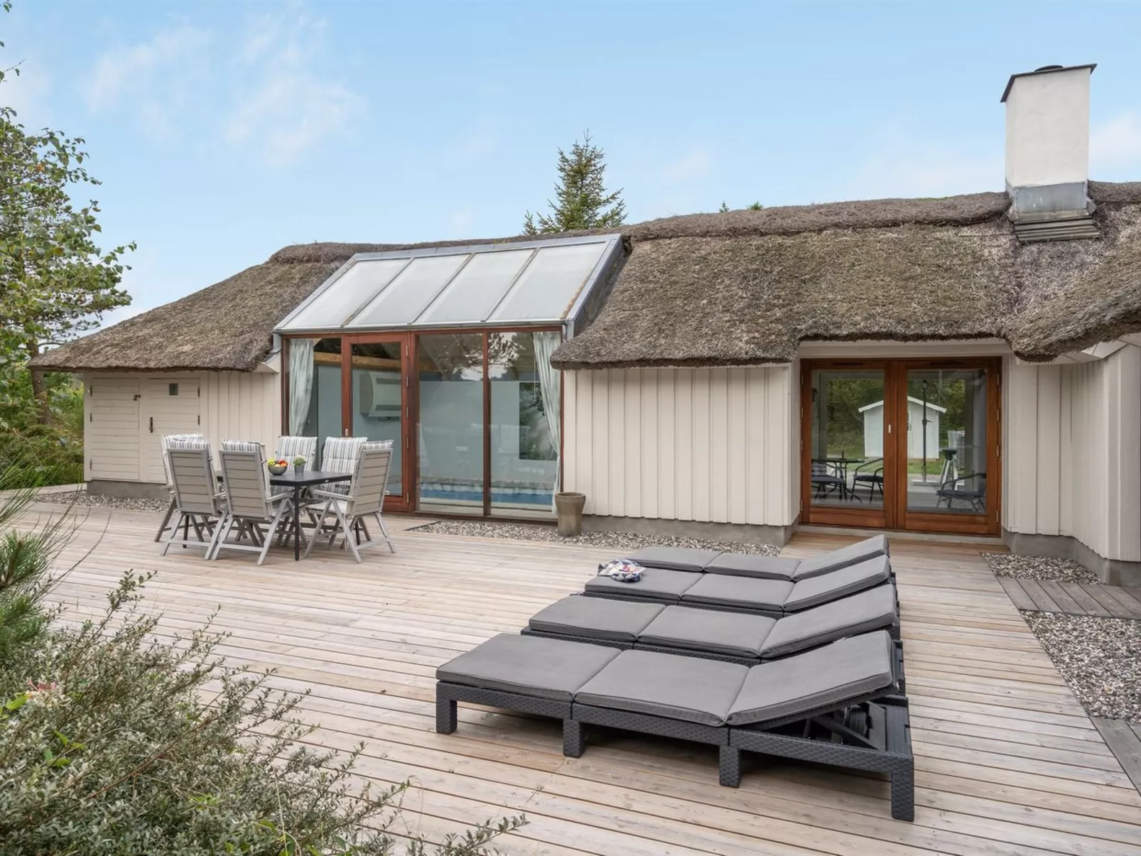 "Waldar" - 900m from the sea-Outside