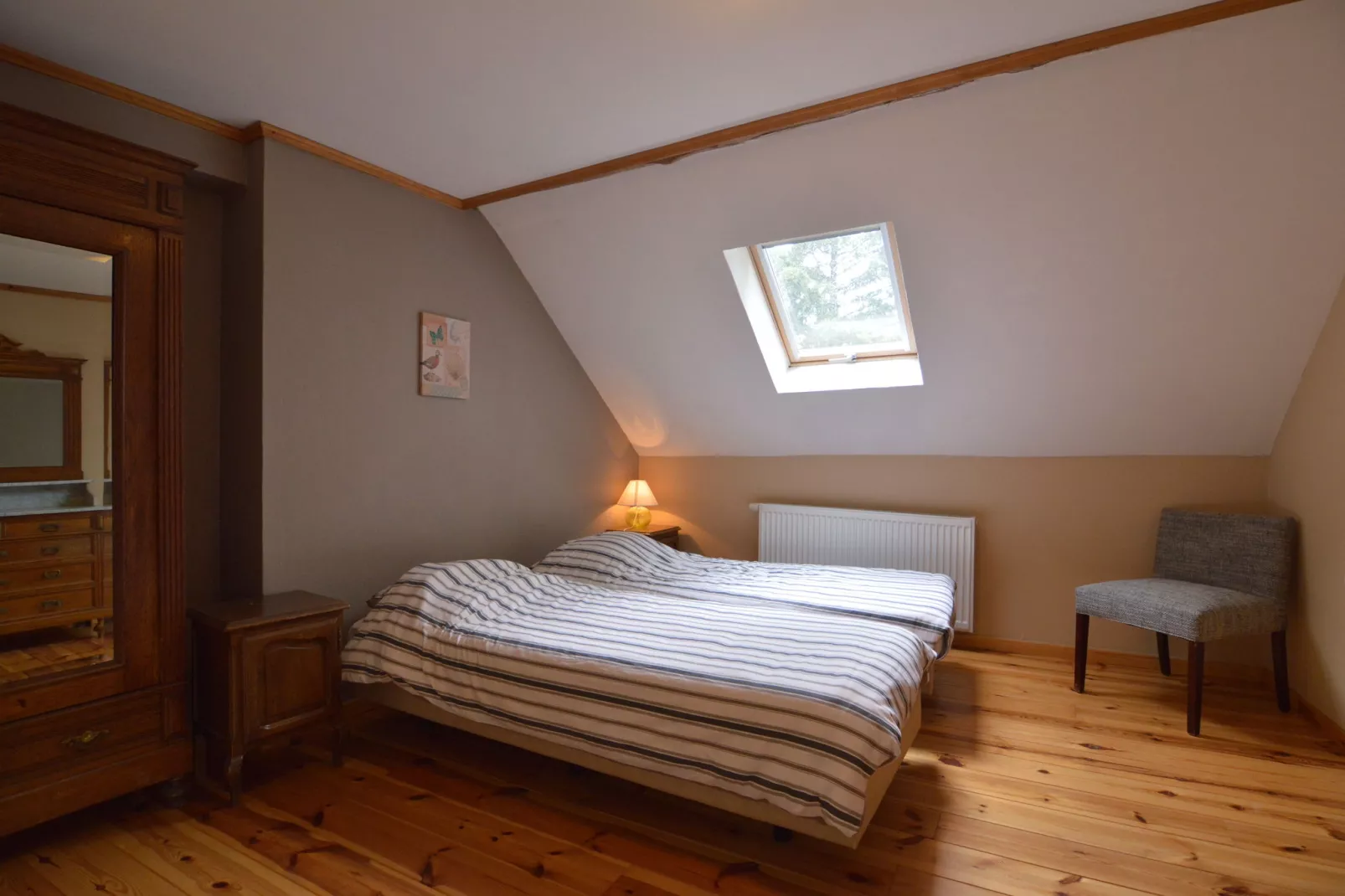 Outrewarchenne-Bedroom