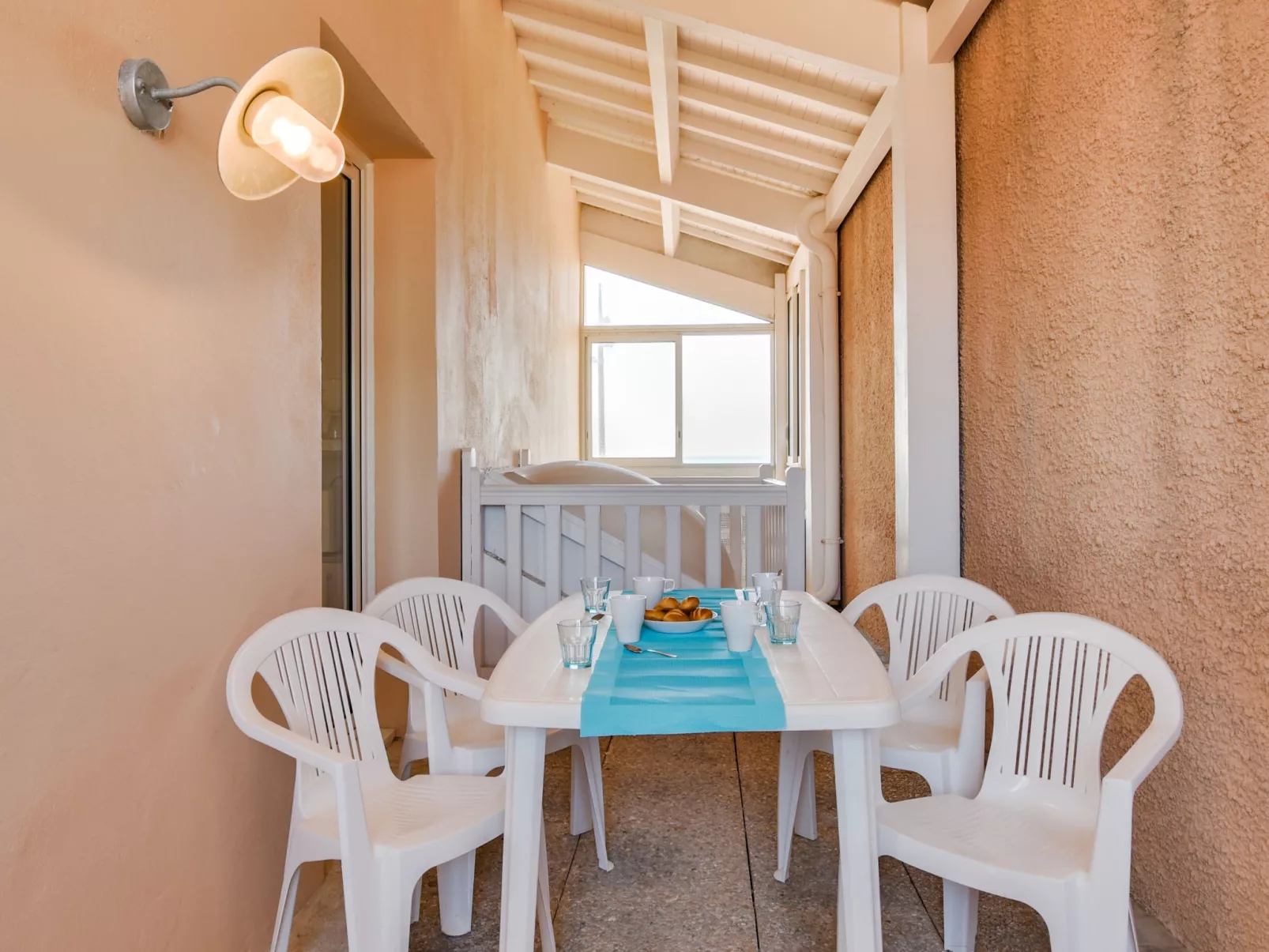 Le Patio-Outside