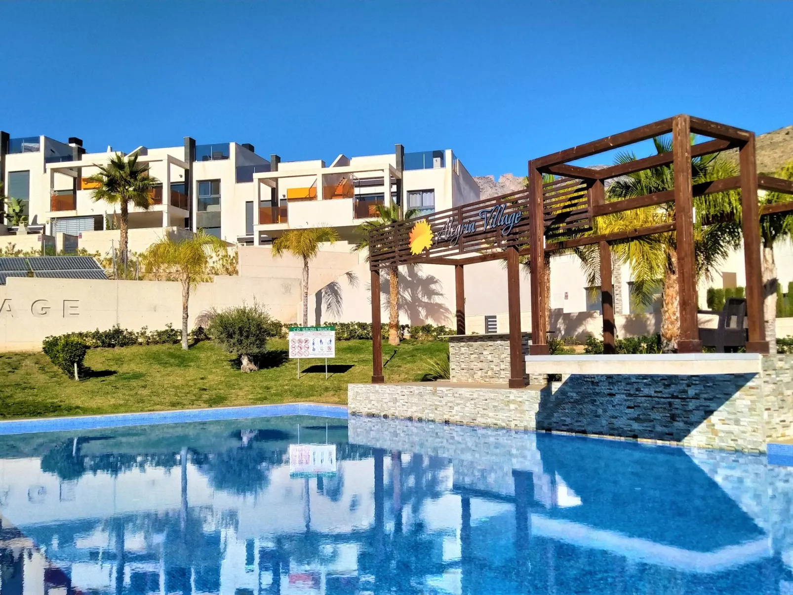Alegría Village-Outside