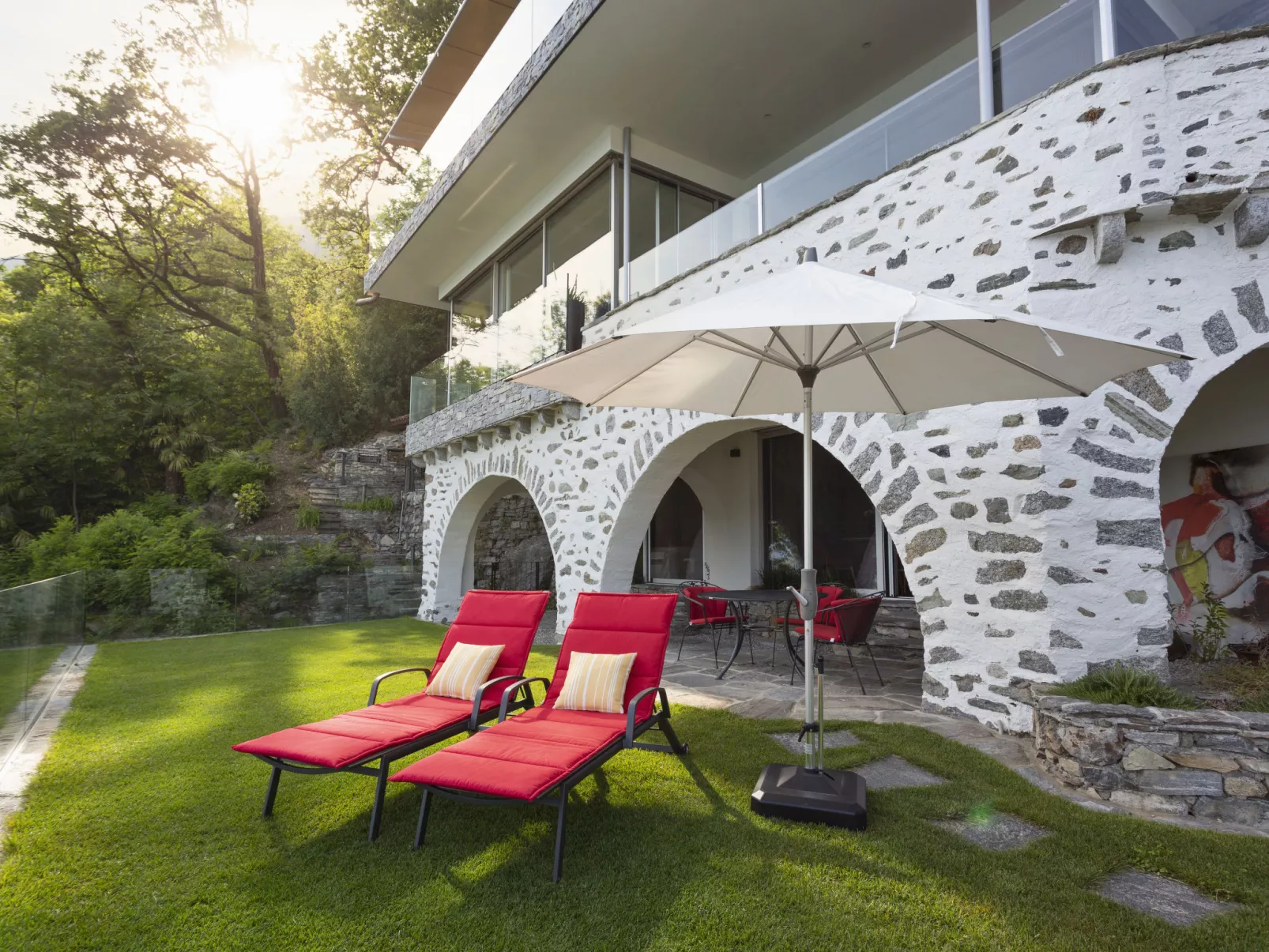 Garden Suite-Outside