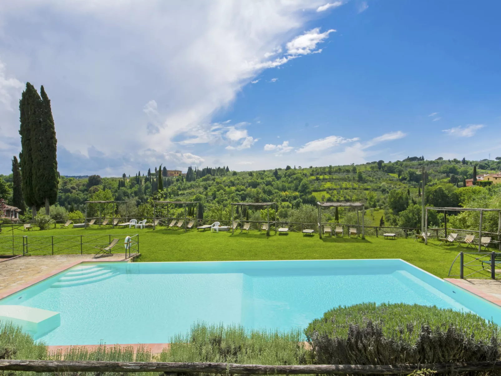 Il Frantoio-Outside
