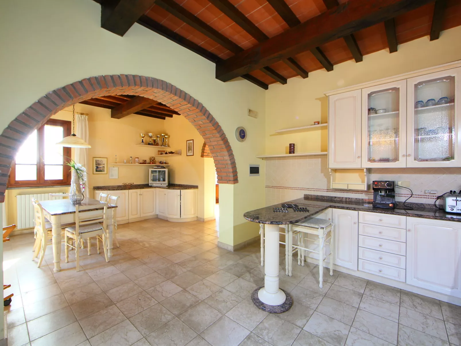 Villa Elena-Inside