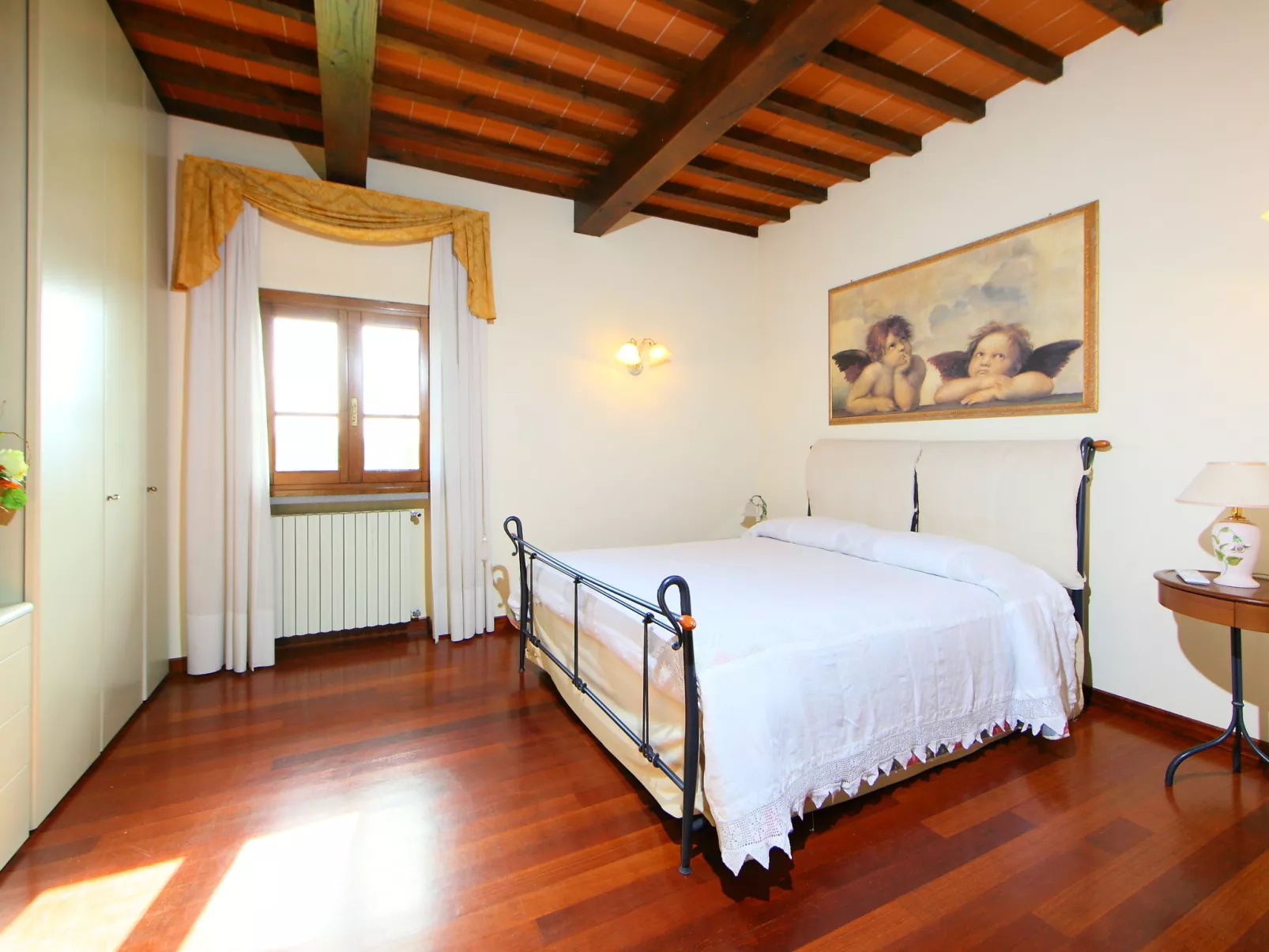 Villa Elena-Inside