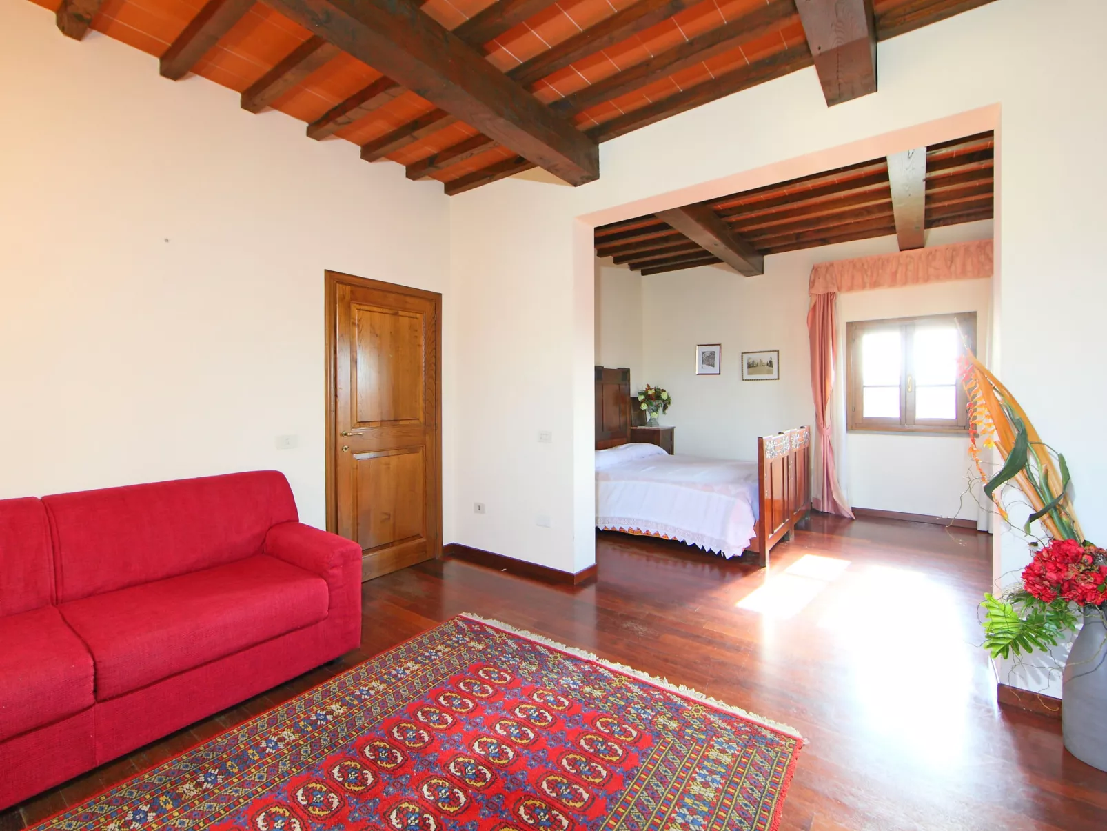Villa Elena-Inside