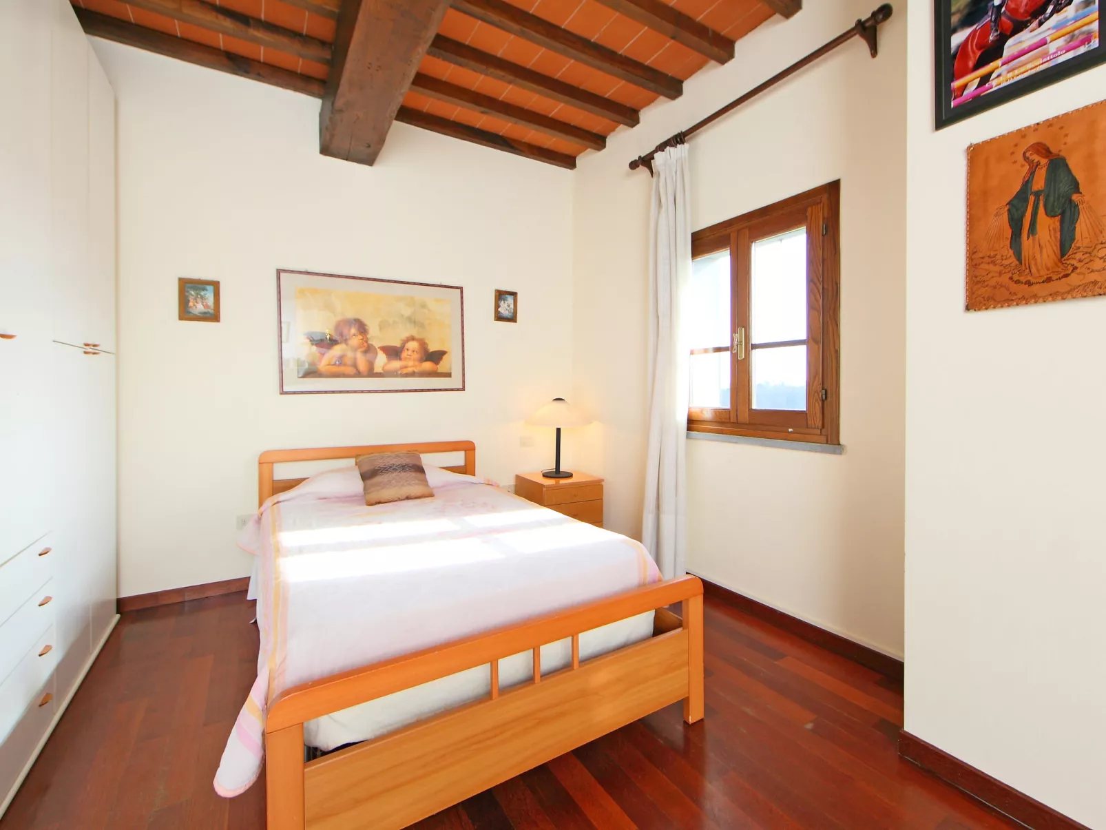 Villa Elena-Inside