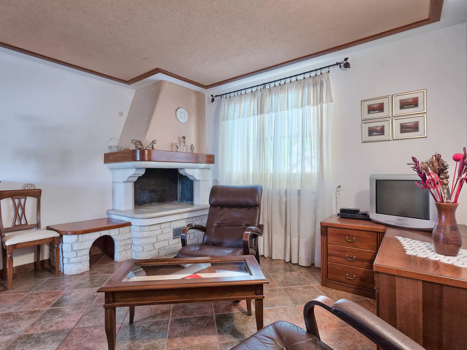 Istra-Inside