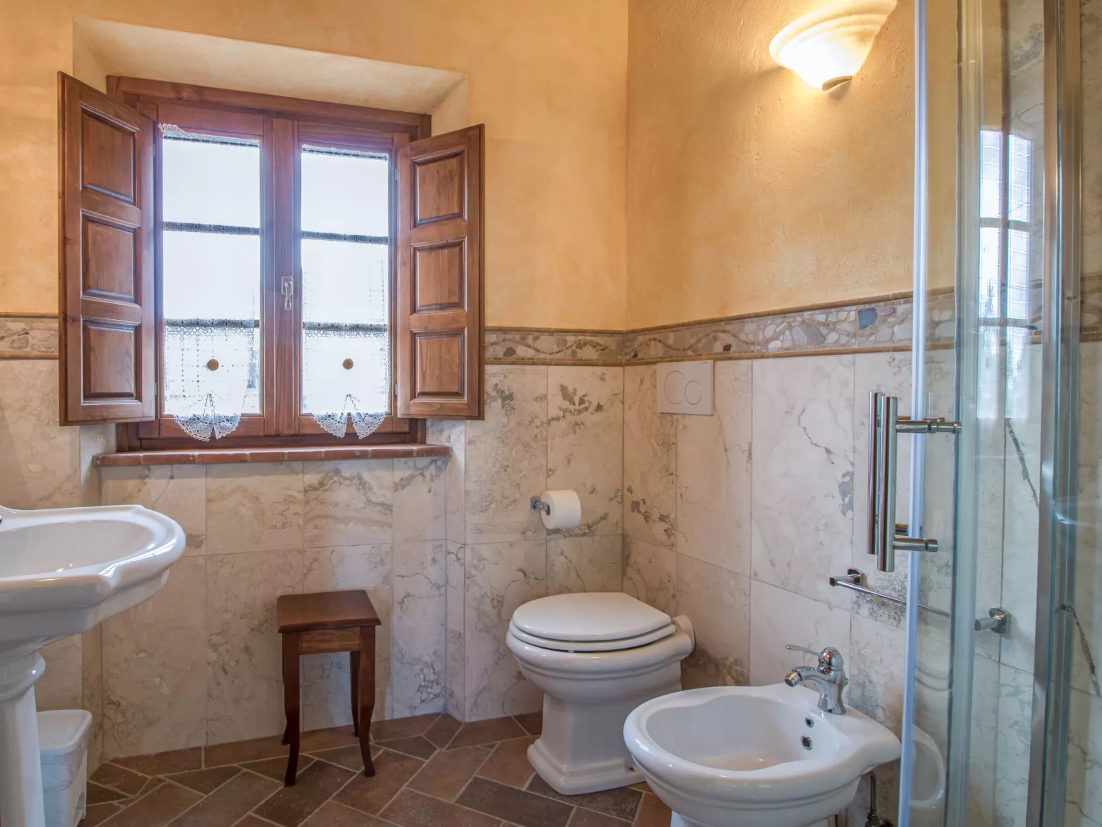 Il Borgo di Gebbia-Inside