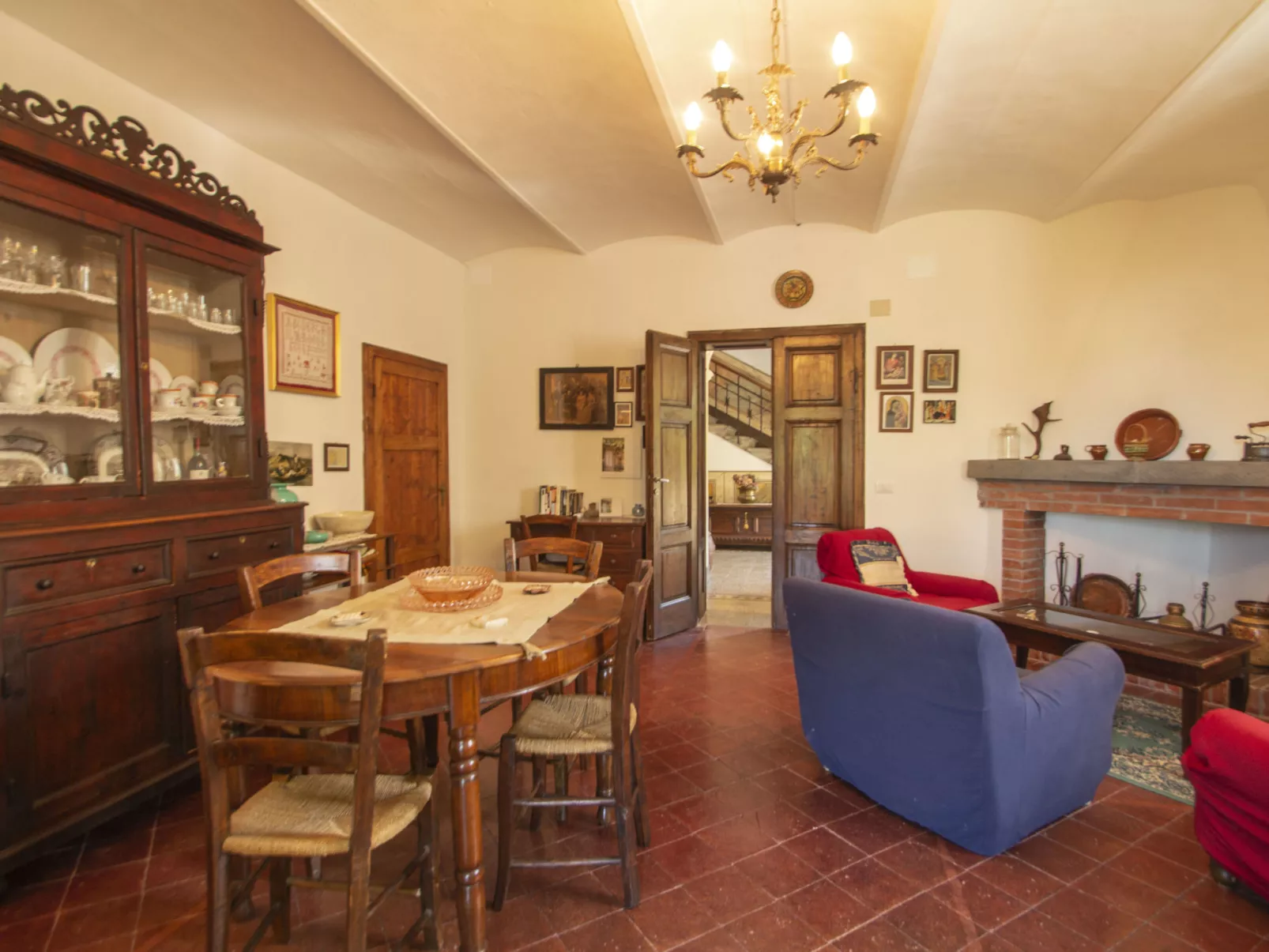 La Terrazza-Inside