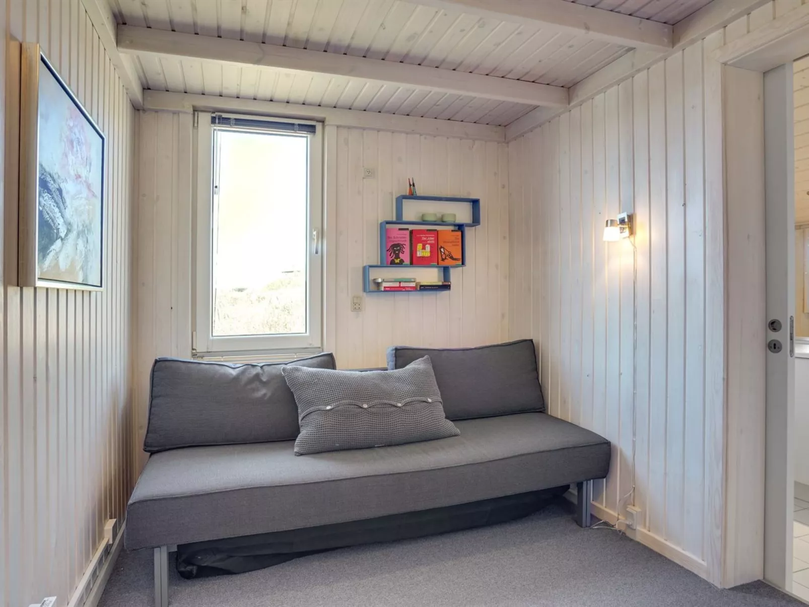 "Fanney" - 100m from the sea-Inside