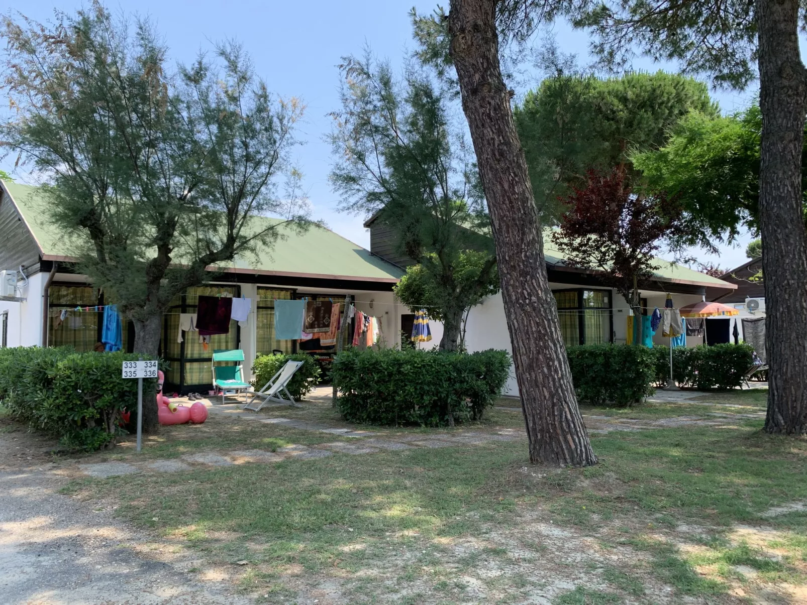 Bungalow-Outside