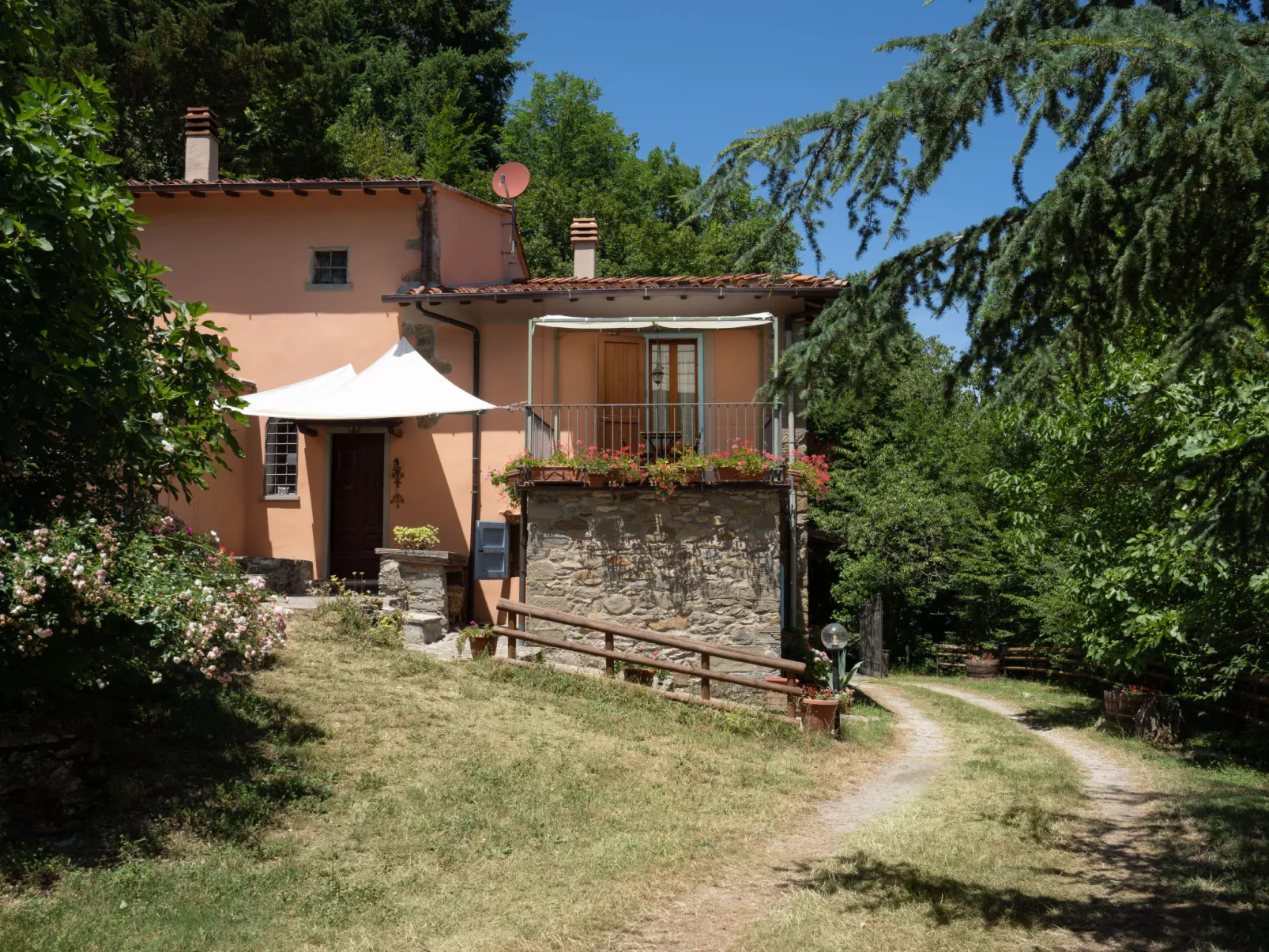La Valle-Dehors