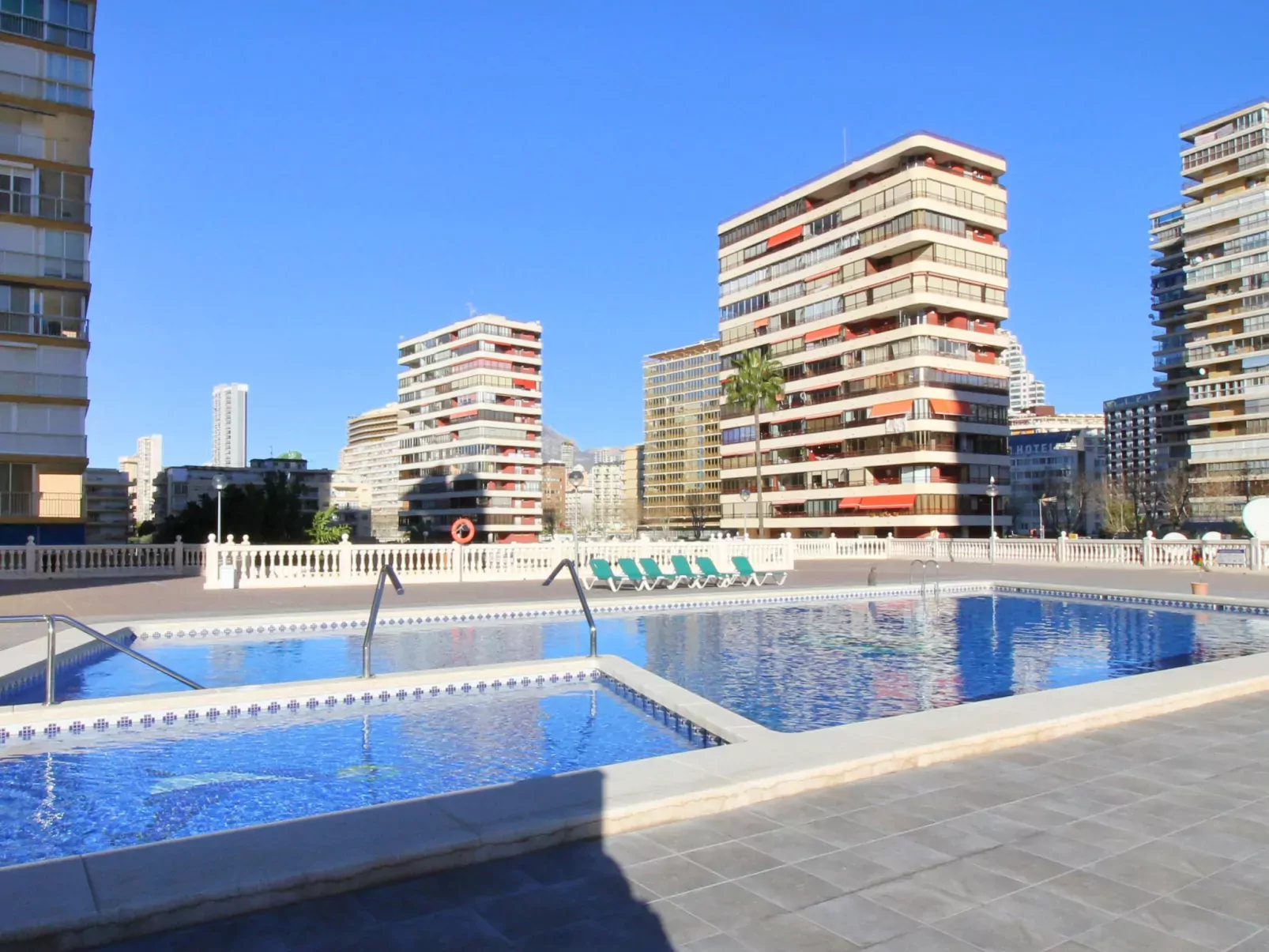 Torre Principado-Outside