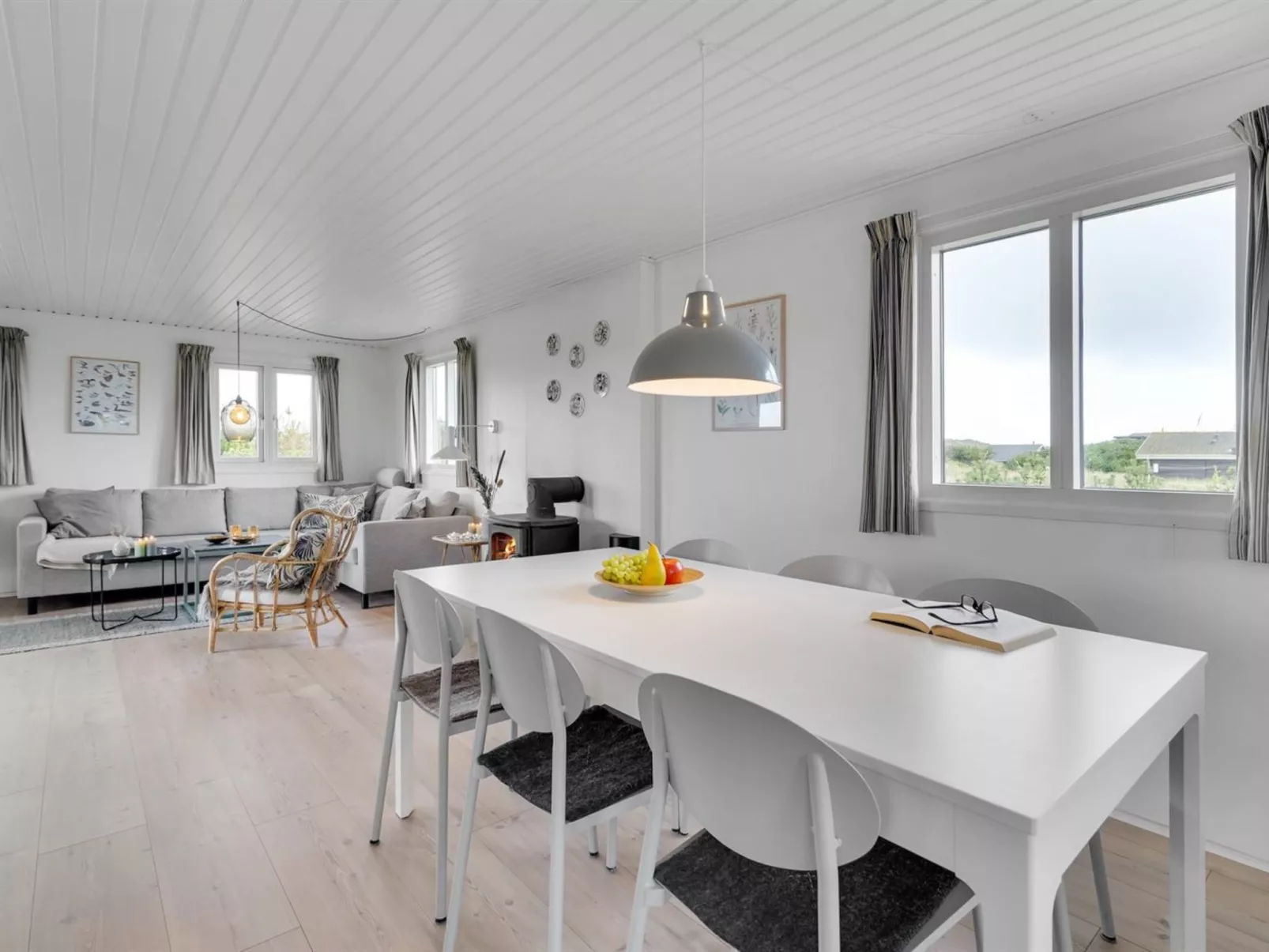 "Iken" - 500m from the sea-Inside