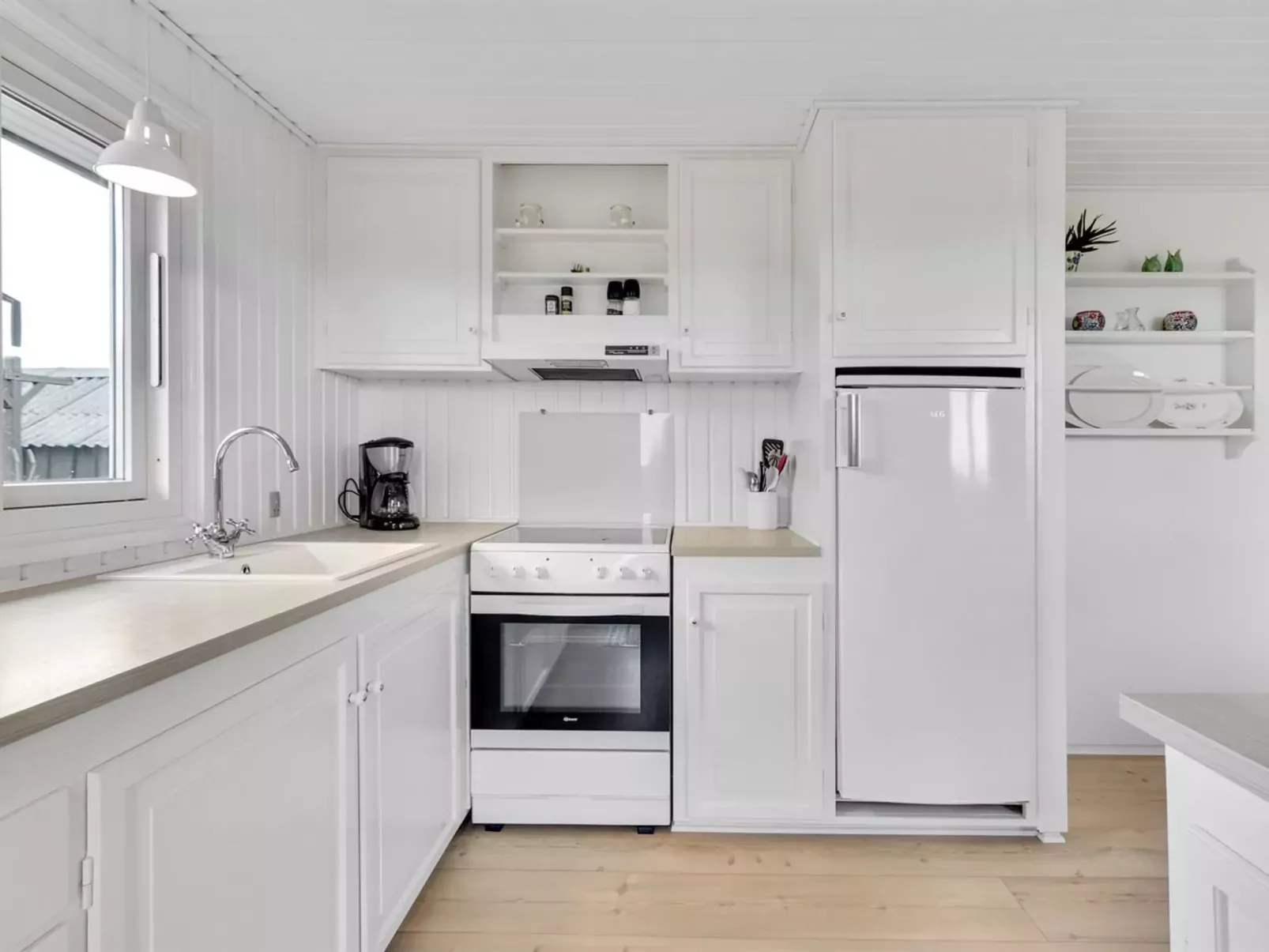 "Iken" - 500m from the sea-Inside
