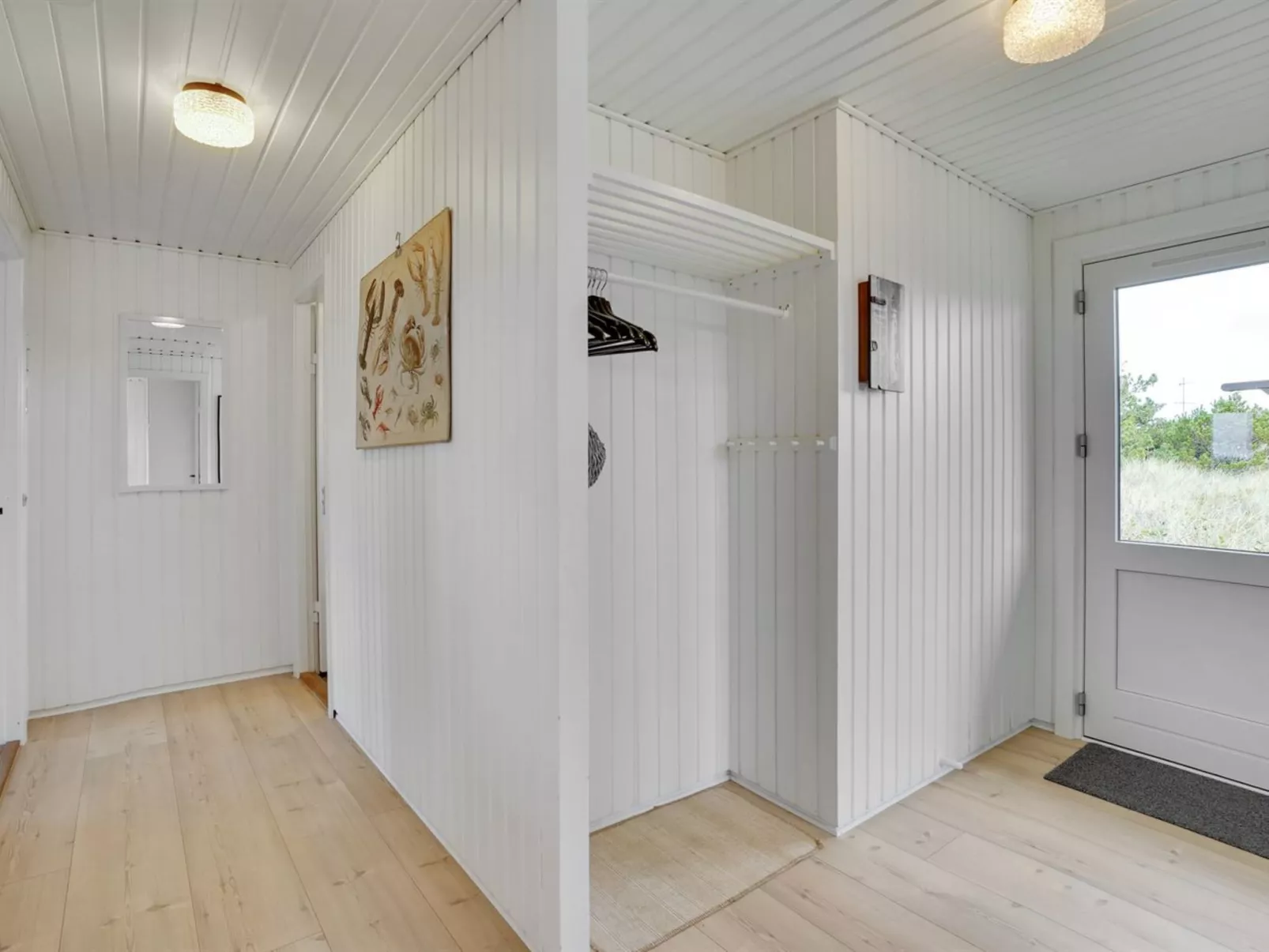 "Iken" - 500m from the sea-Inside