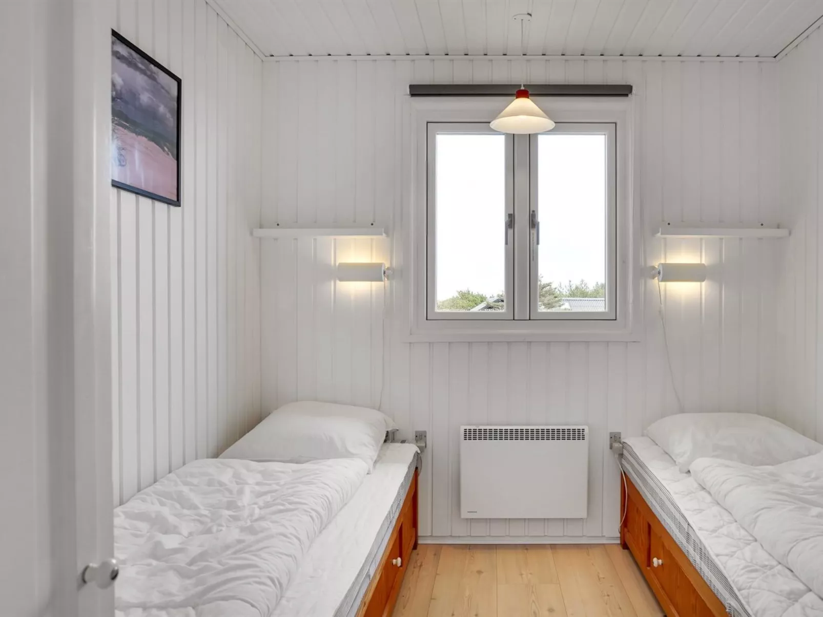 "Iken" - 500m from the sea-Inside