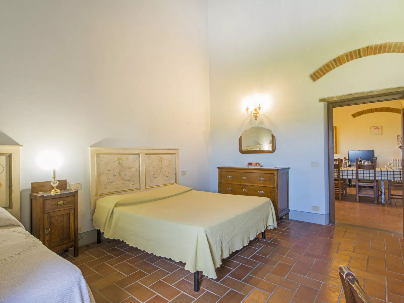 La Salciaia-Inside