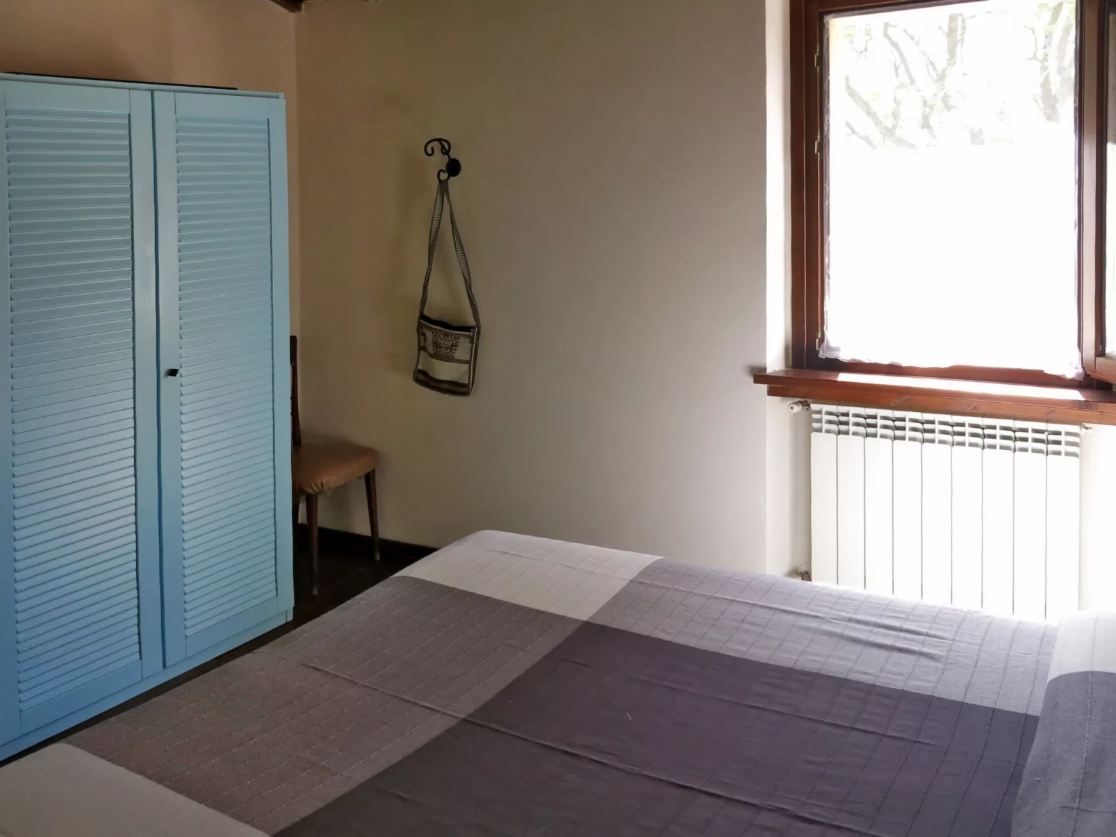 Acqua Santa-Inside