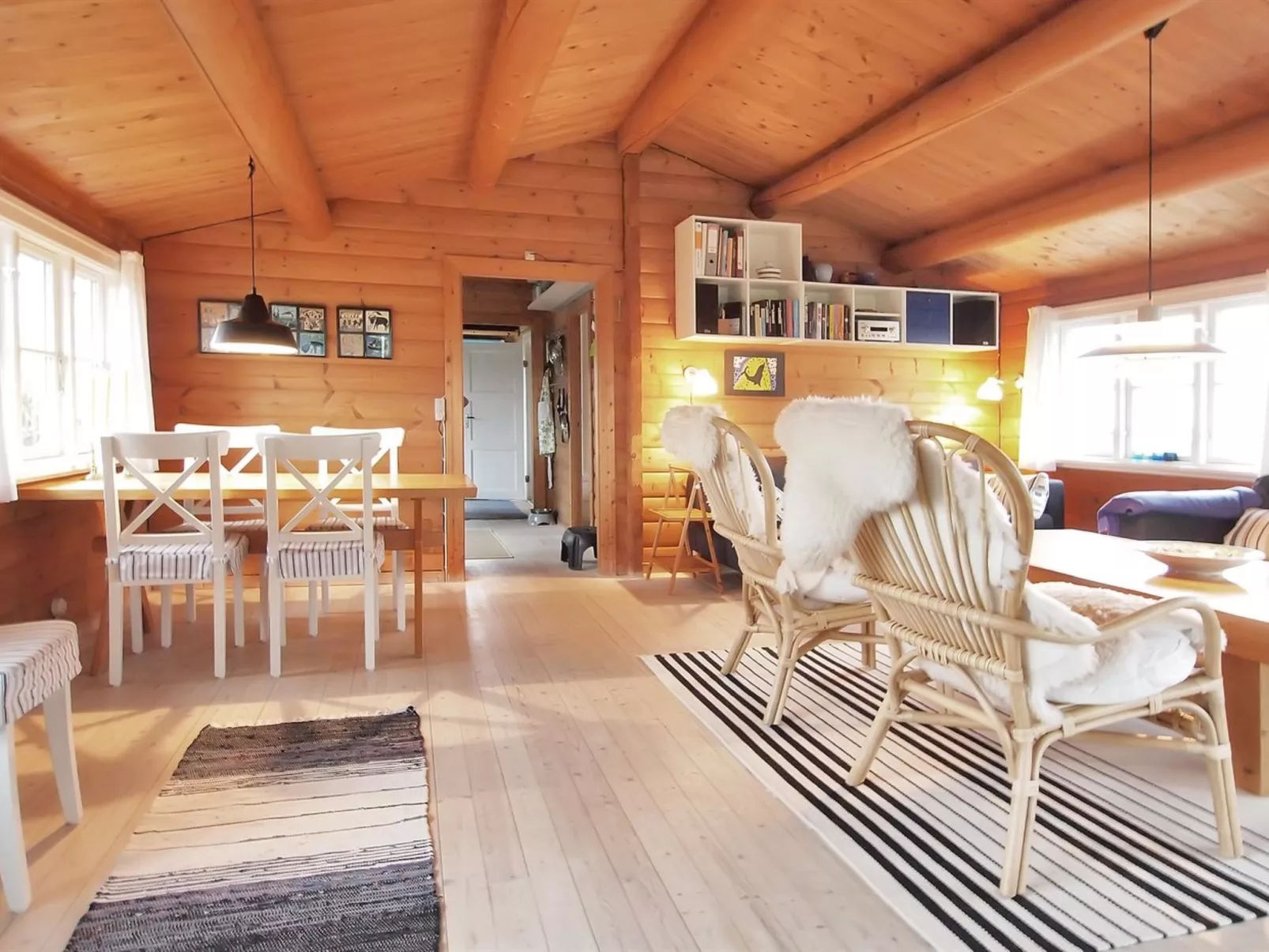 "Bibi" - 200m from the sea-Inside
