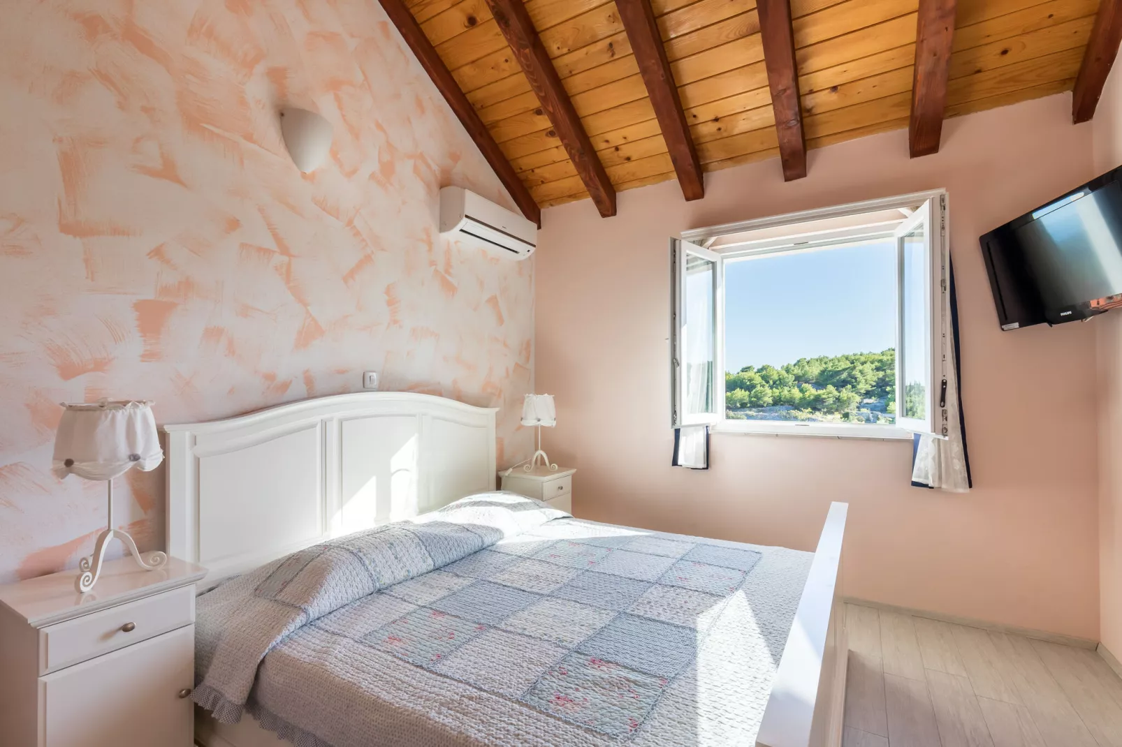 Marija-Bedroom