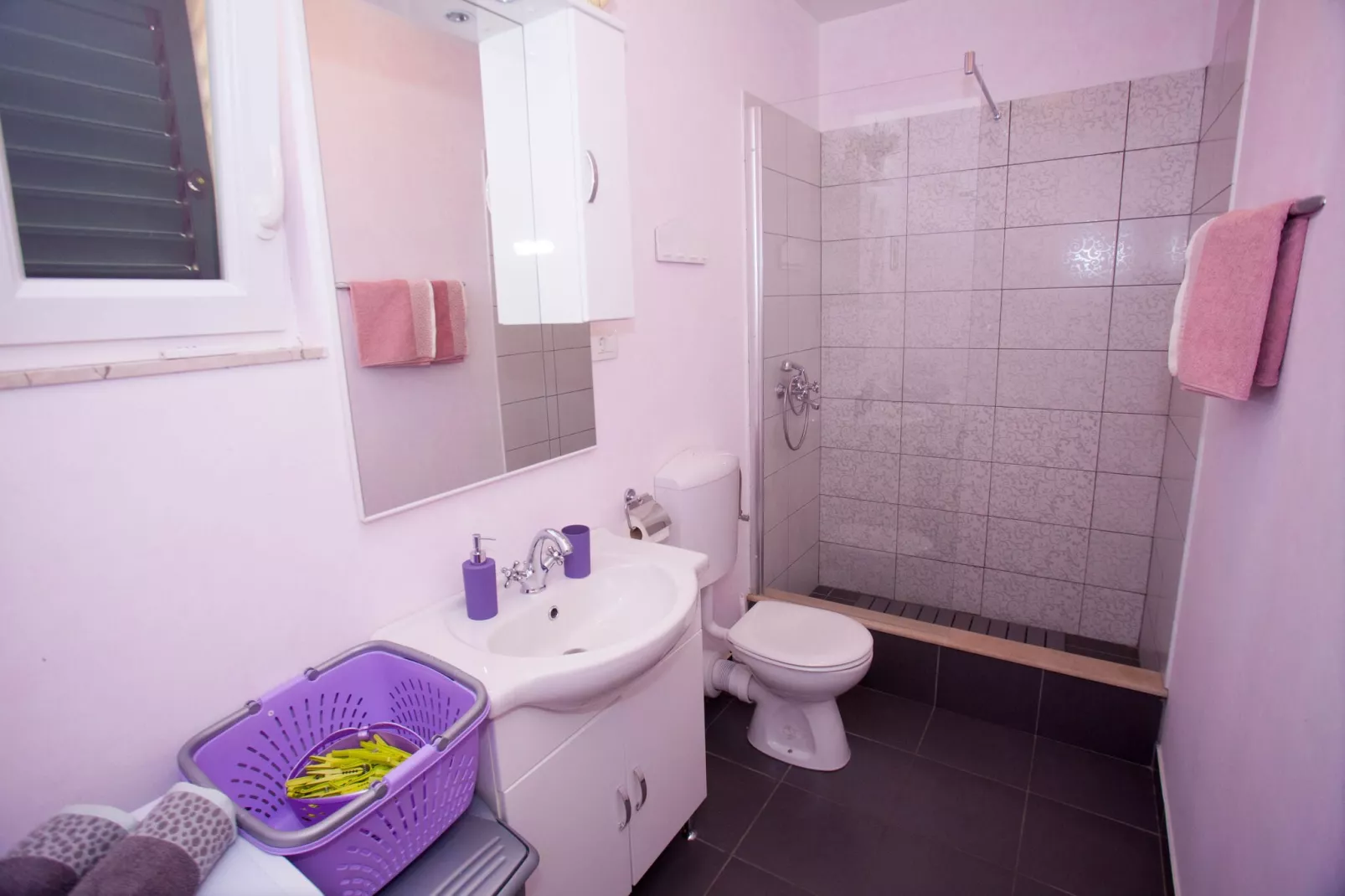 Marija-Bathroom