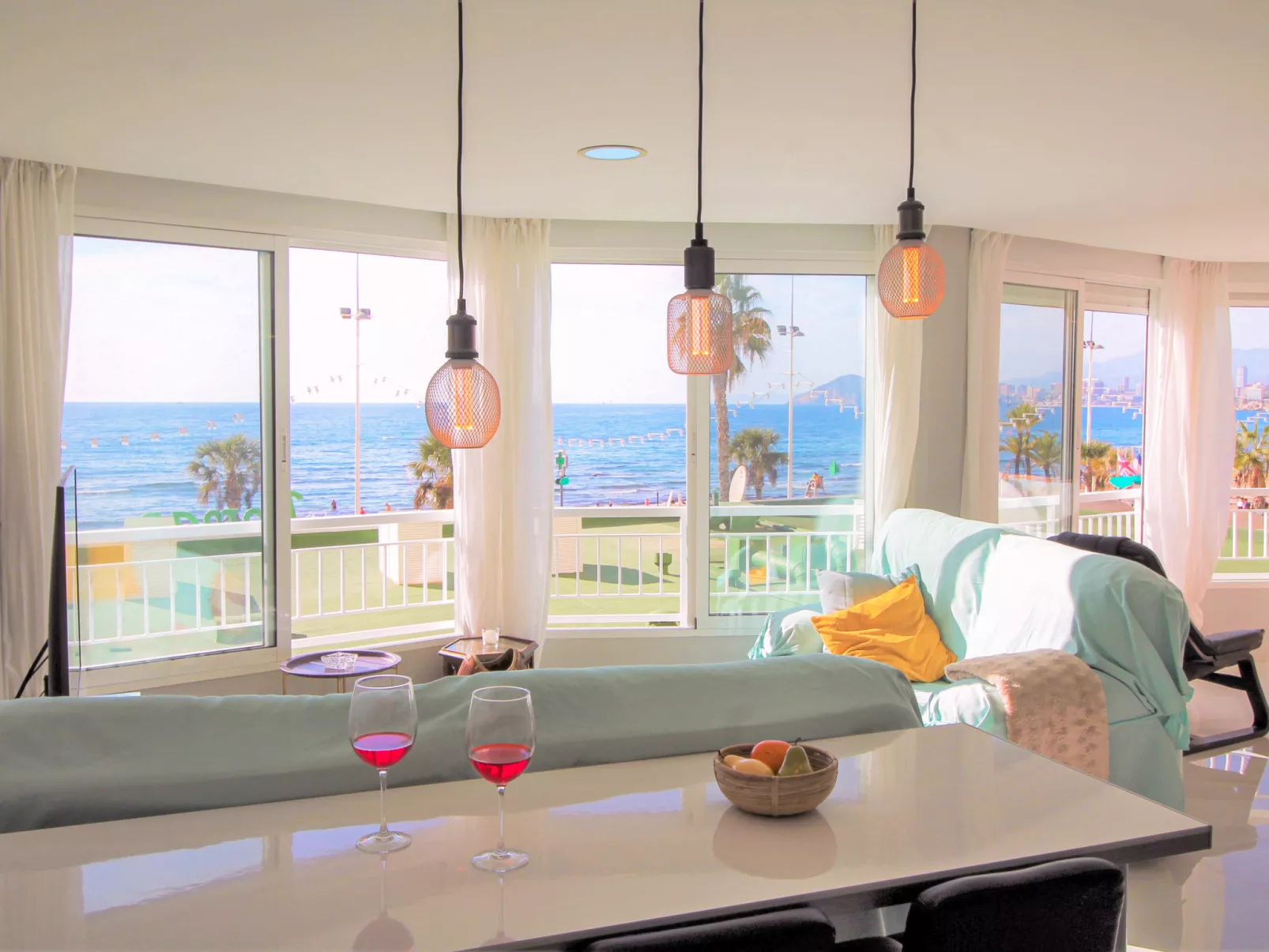 Vistas sobre el mar-Inside