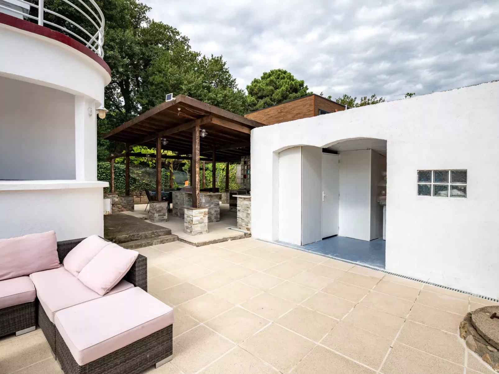 Villa Les Treilles-Draußen