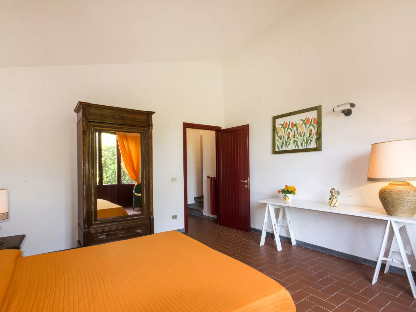 Villa Ponticelli-Inside