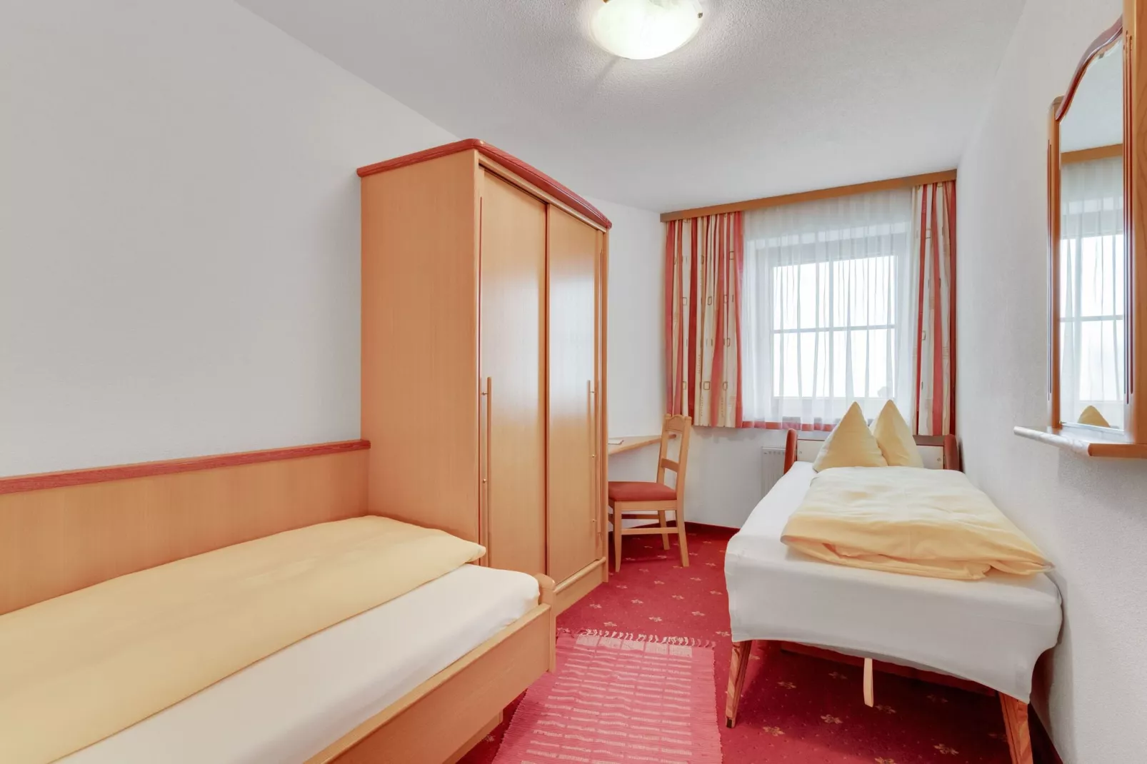 Ferienwohnung Talblick - Dornauer-Bedroom