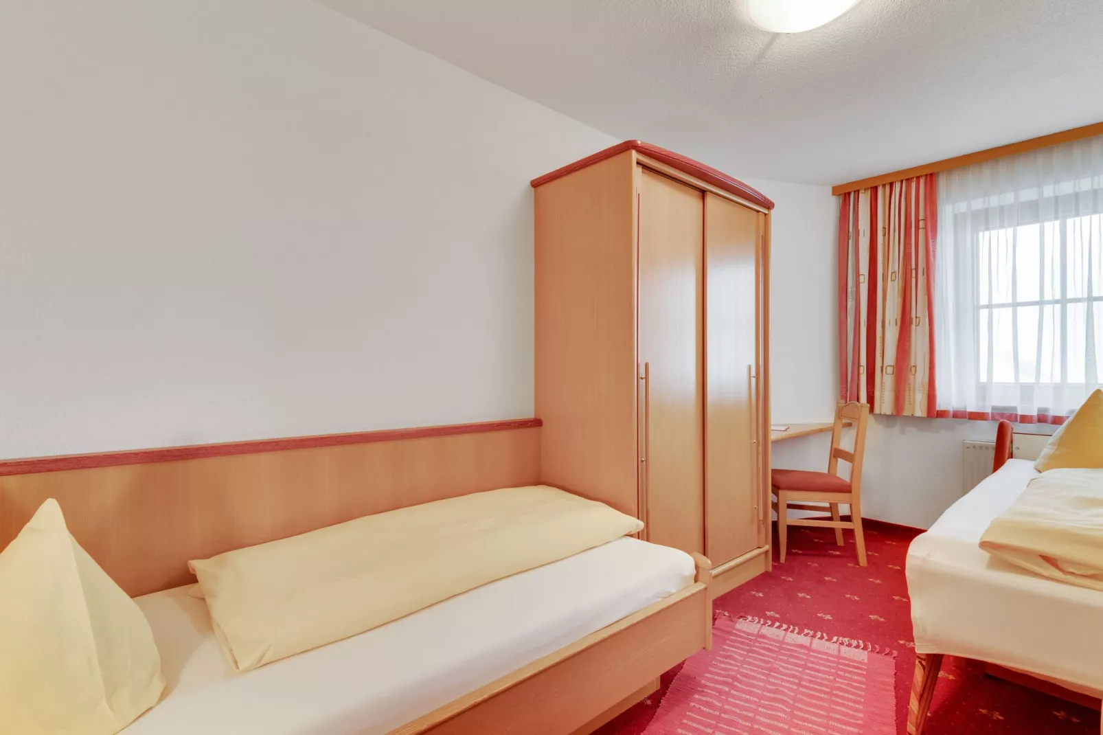 Ferienwohnung Talblick - Dornauer-Bedroom
