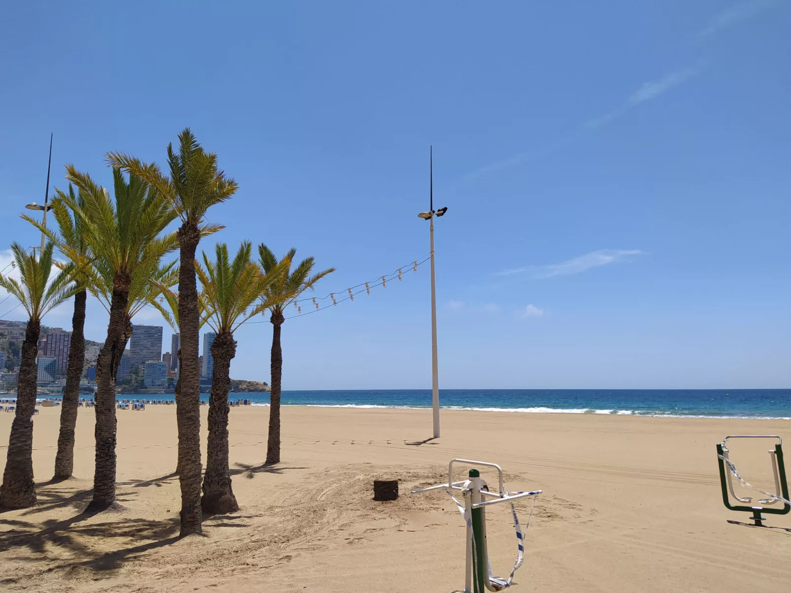 Las Palmeras-Outside