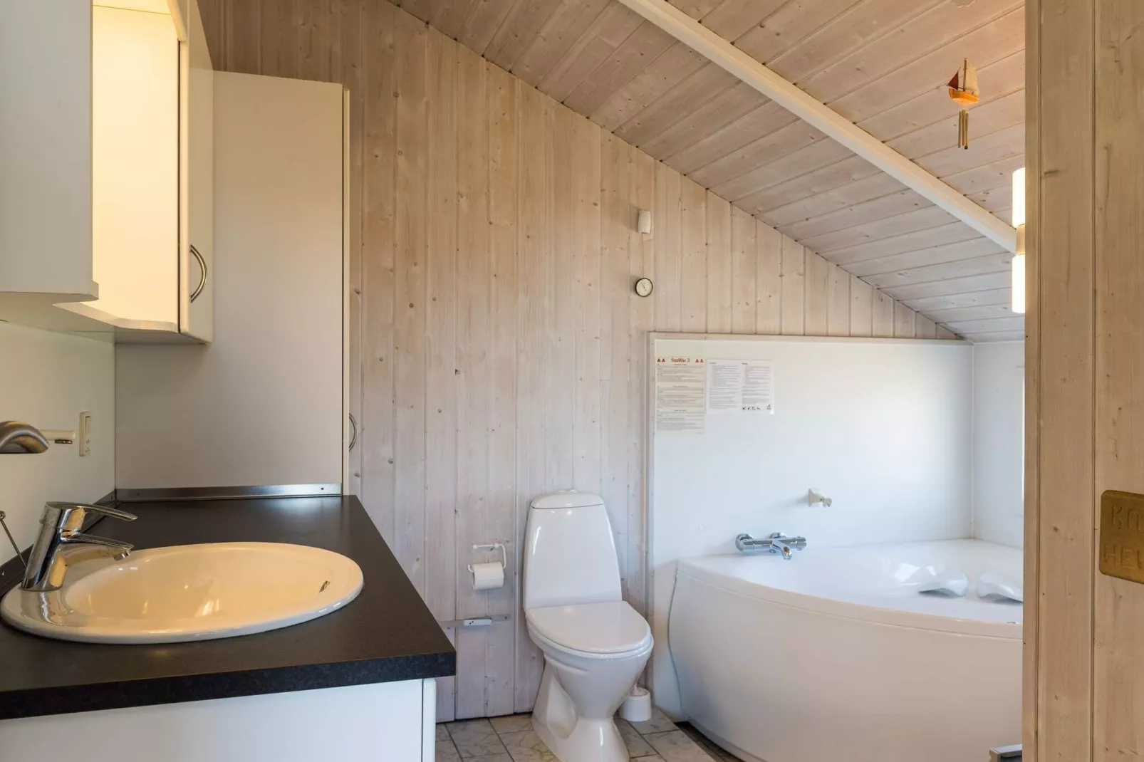 Helle Dunenblick-Hutte-By Traum-Innen