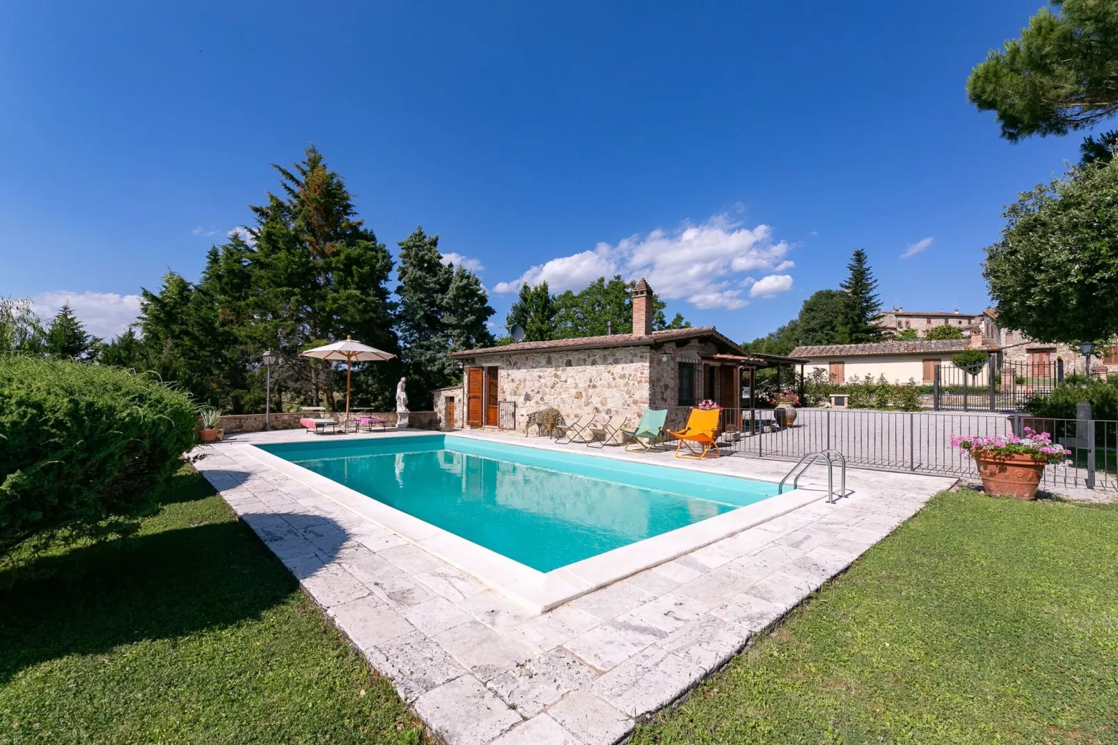 Armaiolo-Pool
