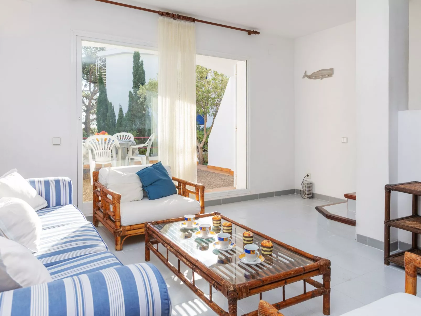 Residencial Cap de Grifeu-Inside