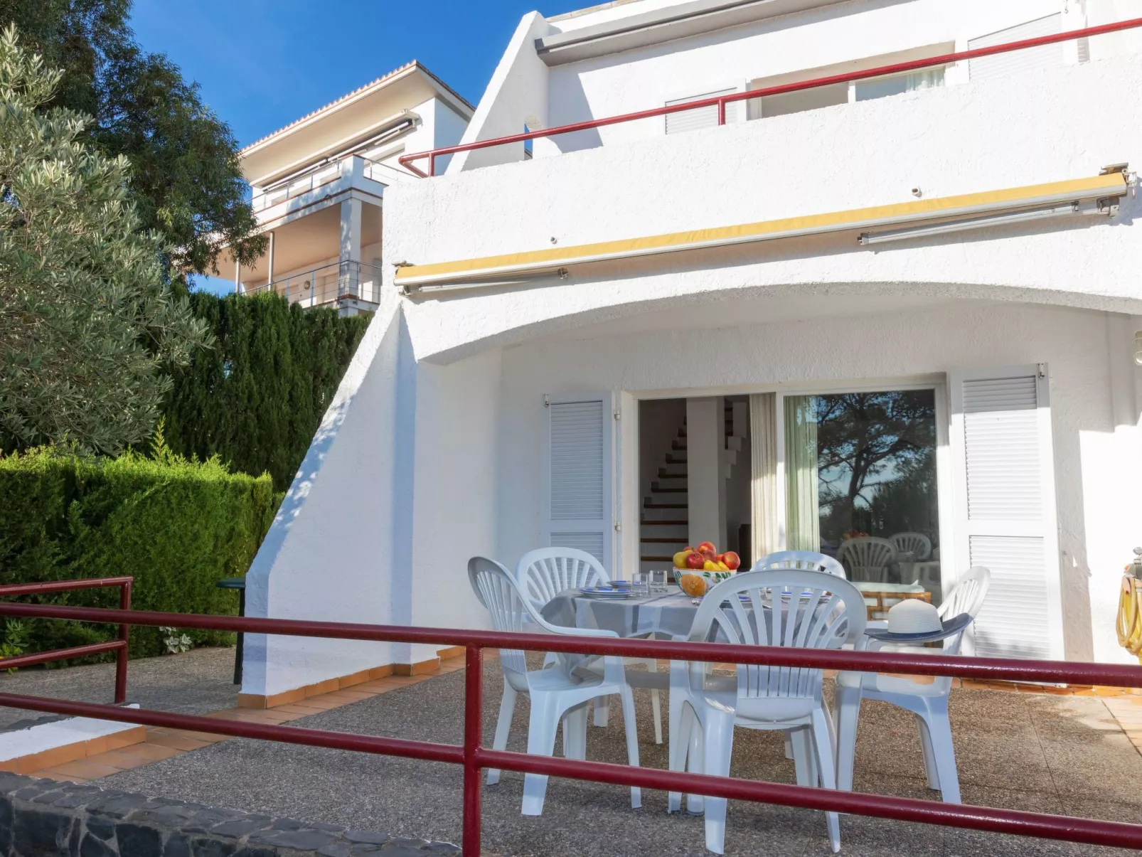 Residencial Cap de Grifeu-Outside