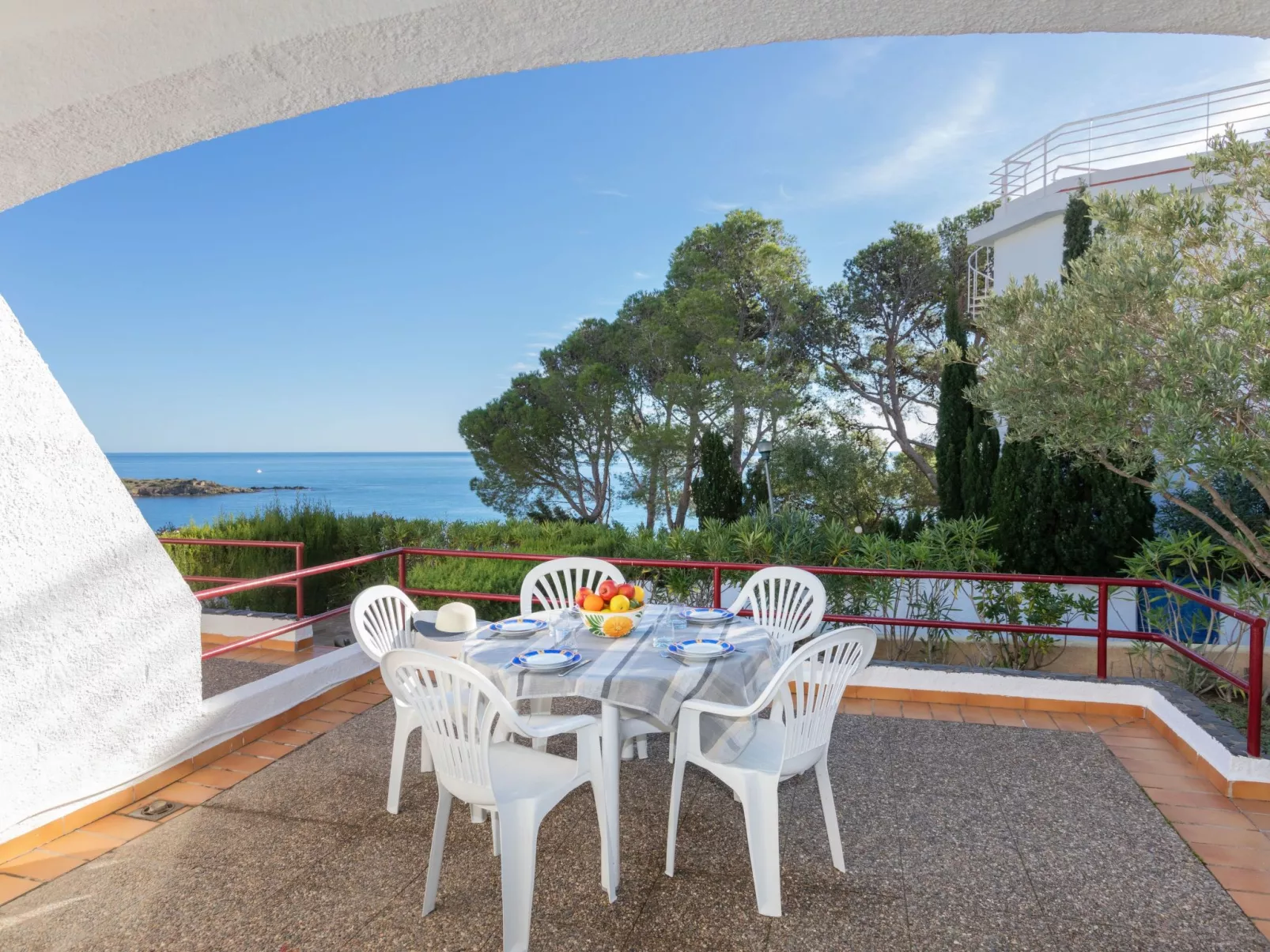 Residencial Cap de Grifeu-Outside