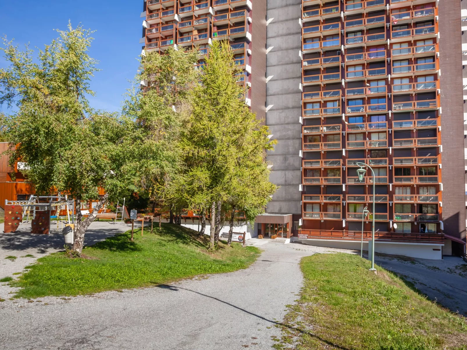 Pegase Phenix-Outside