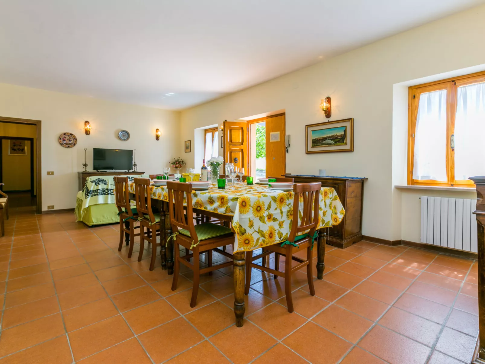 Podere Santa Lucia-Inside