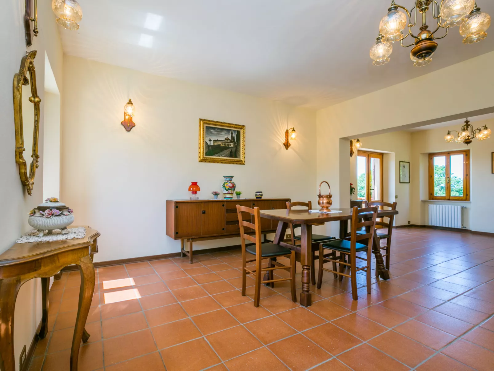 Podere Santa Lucia-Inside