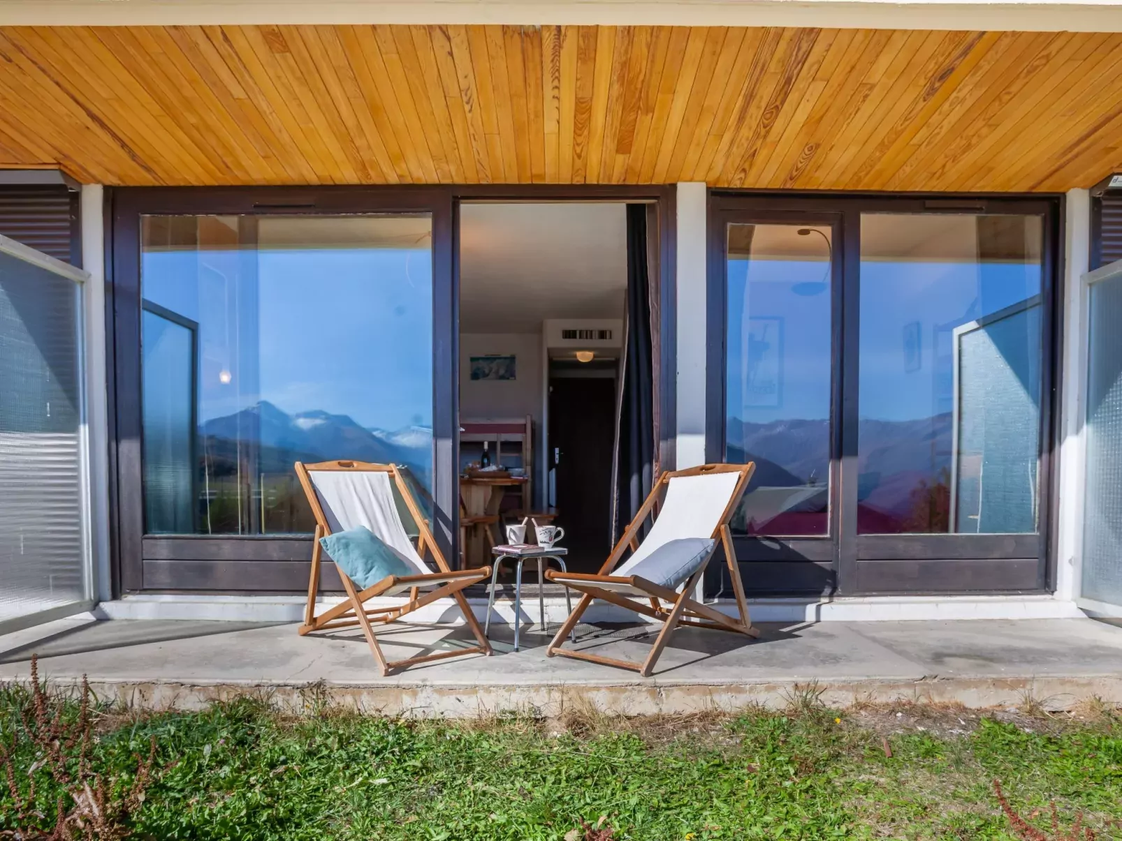 Mont Charvin-Outside