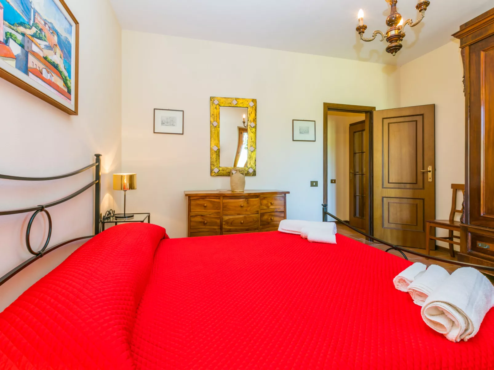 Podere Santa Lucia-Inside