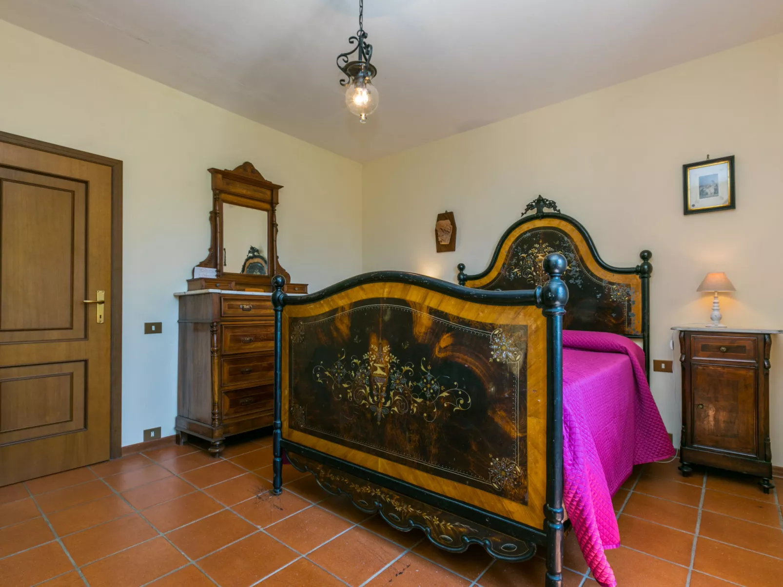 Podere Santa Lucia-Inside