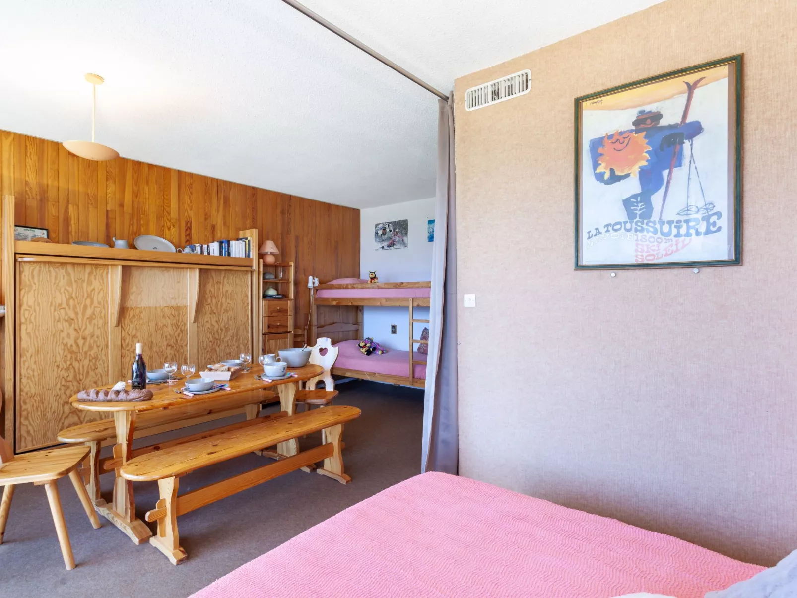 Mont Charvin-Inside