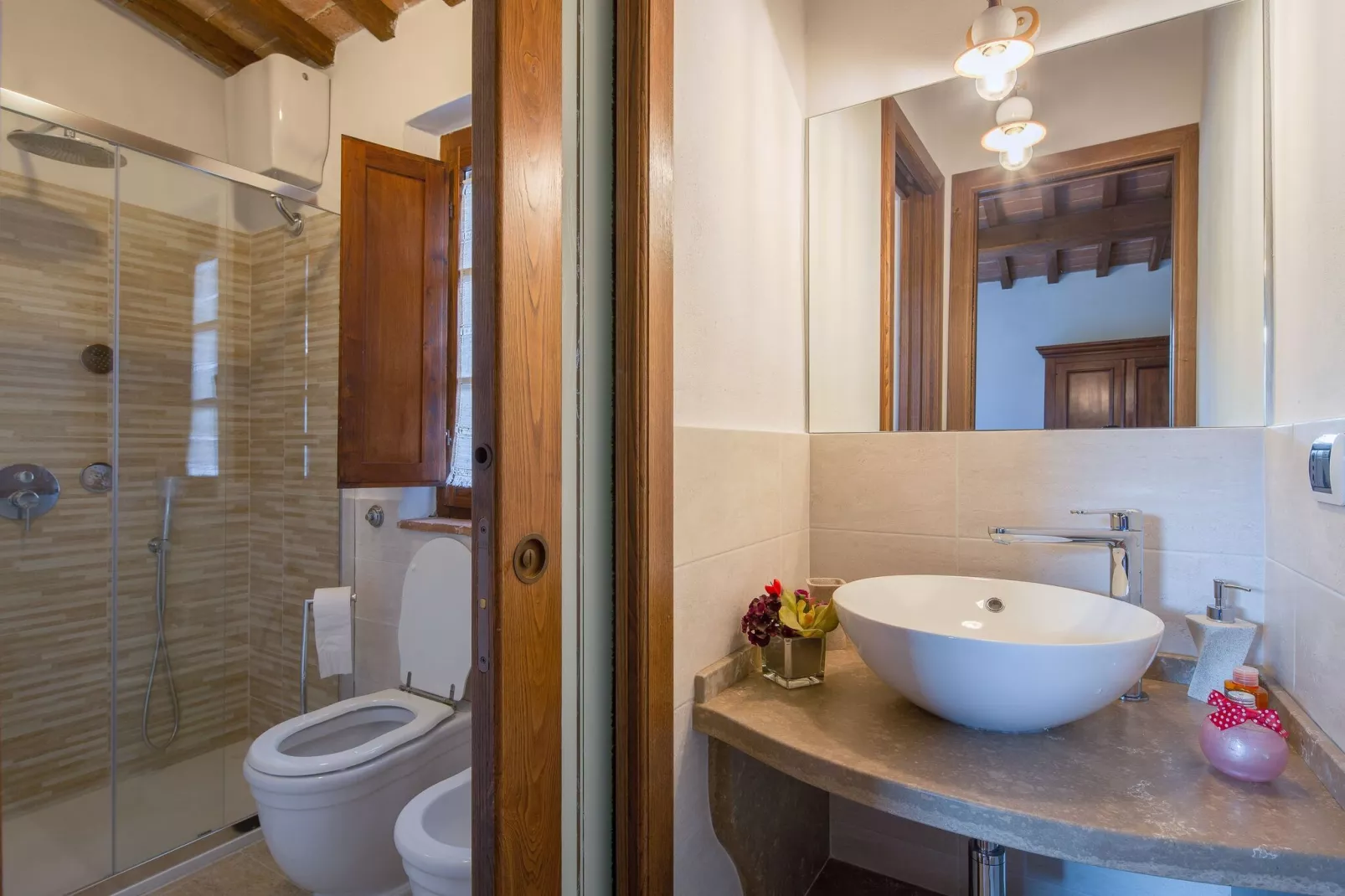 Armaiolo-Bathroom