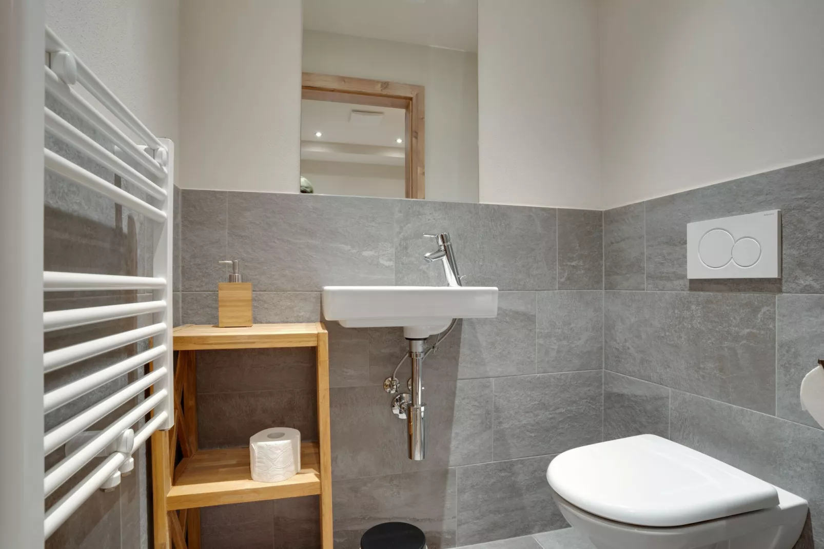 Chalet 97-Bathroom